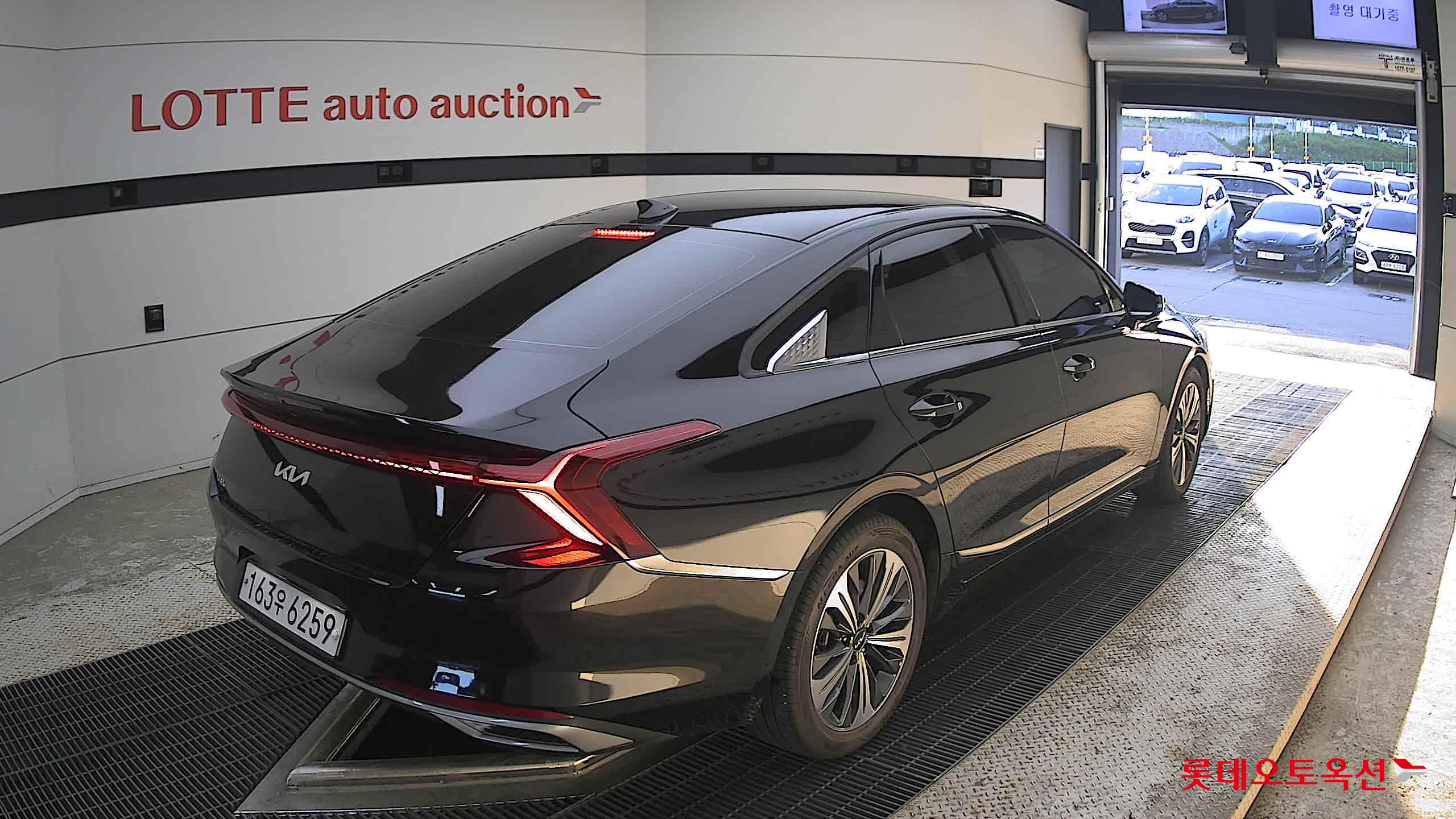 2023 - kia k8
