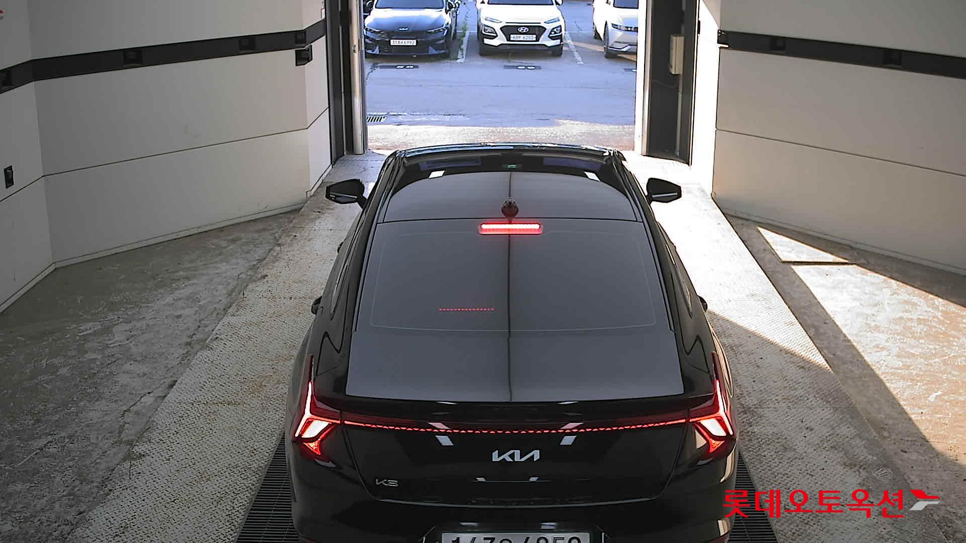2023 - kia k8