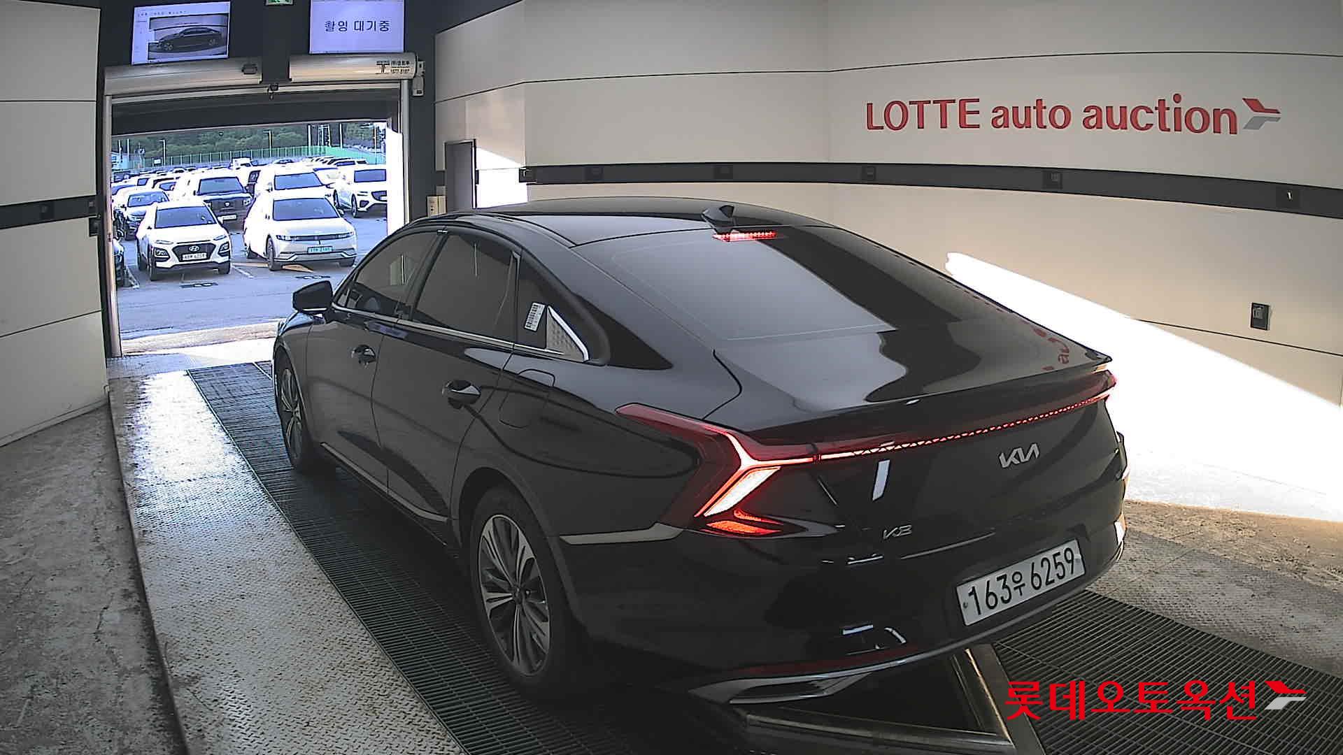 2023 - kia k8