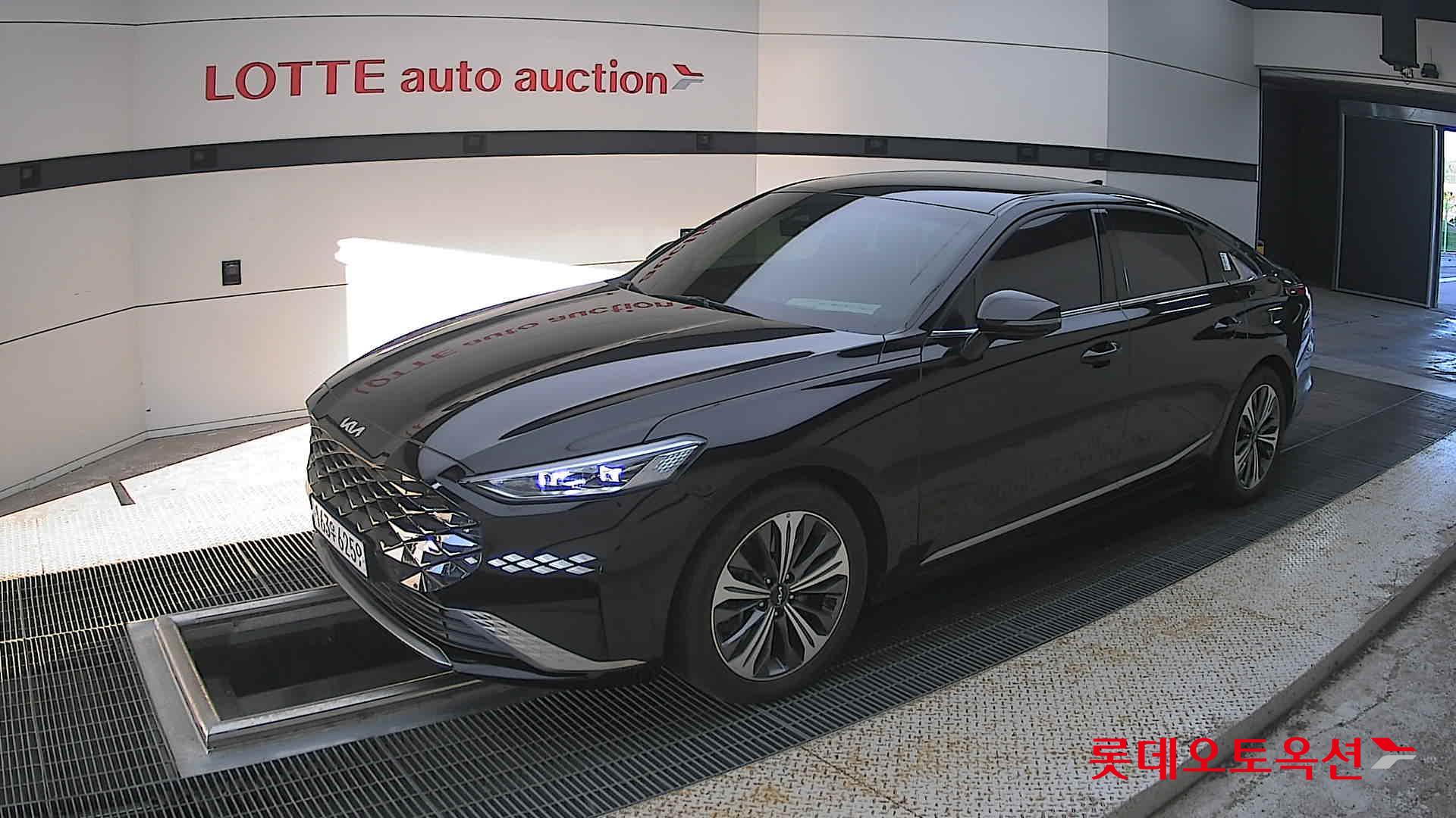 2023 - kia k8