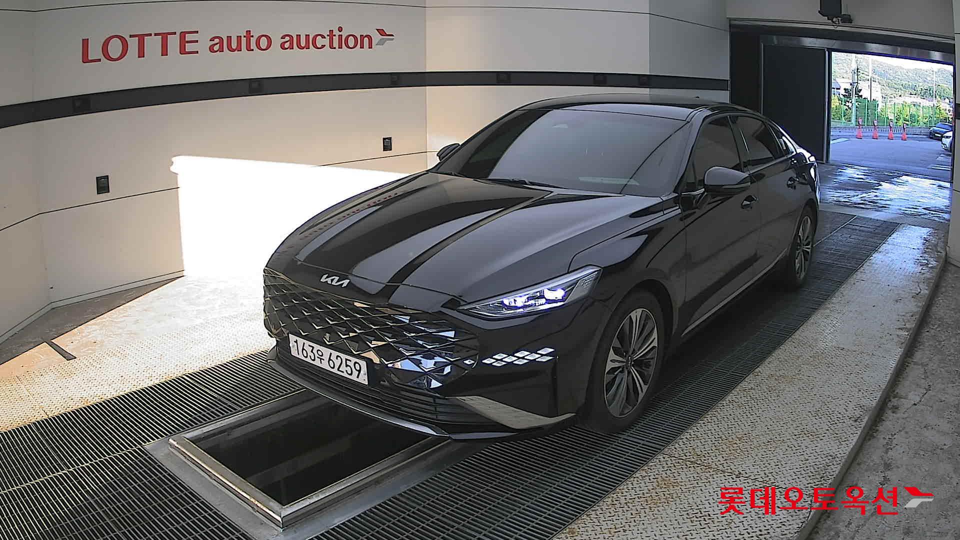 2023 - kia k8