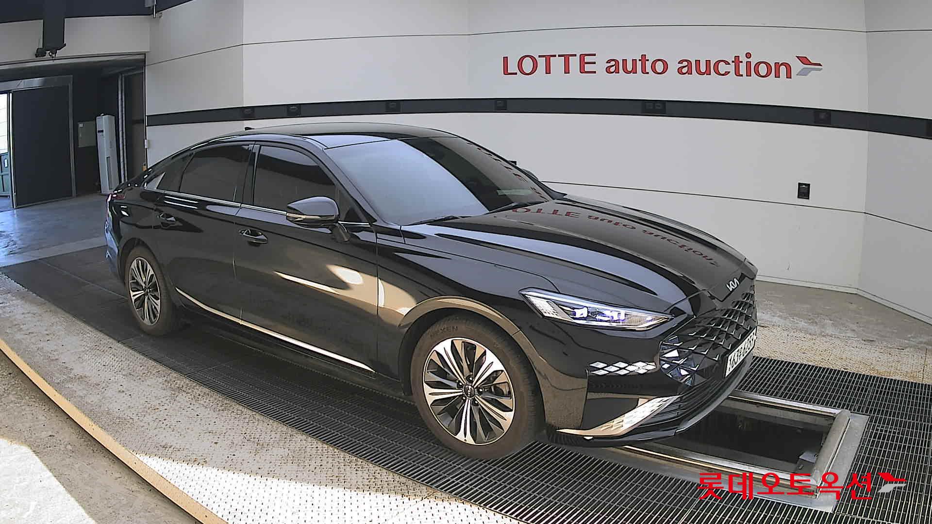 2023 - kia k8