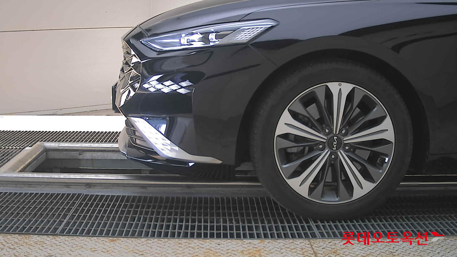 2023 - kia k8