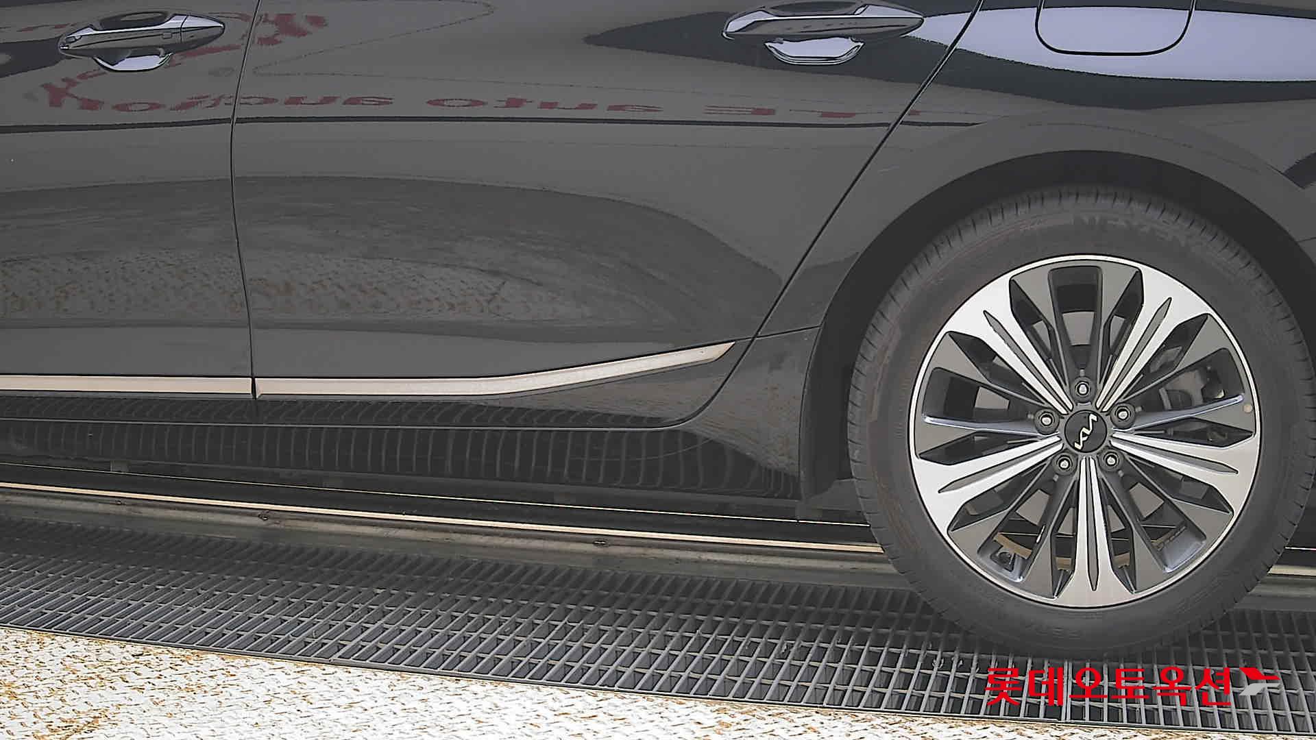2023 - kia k8