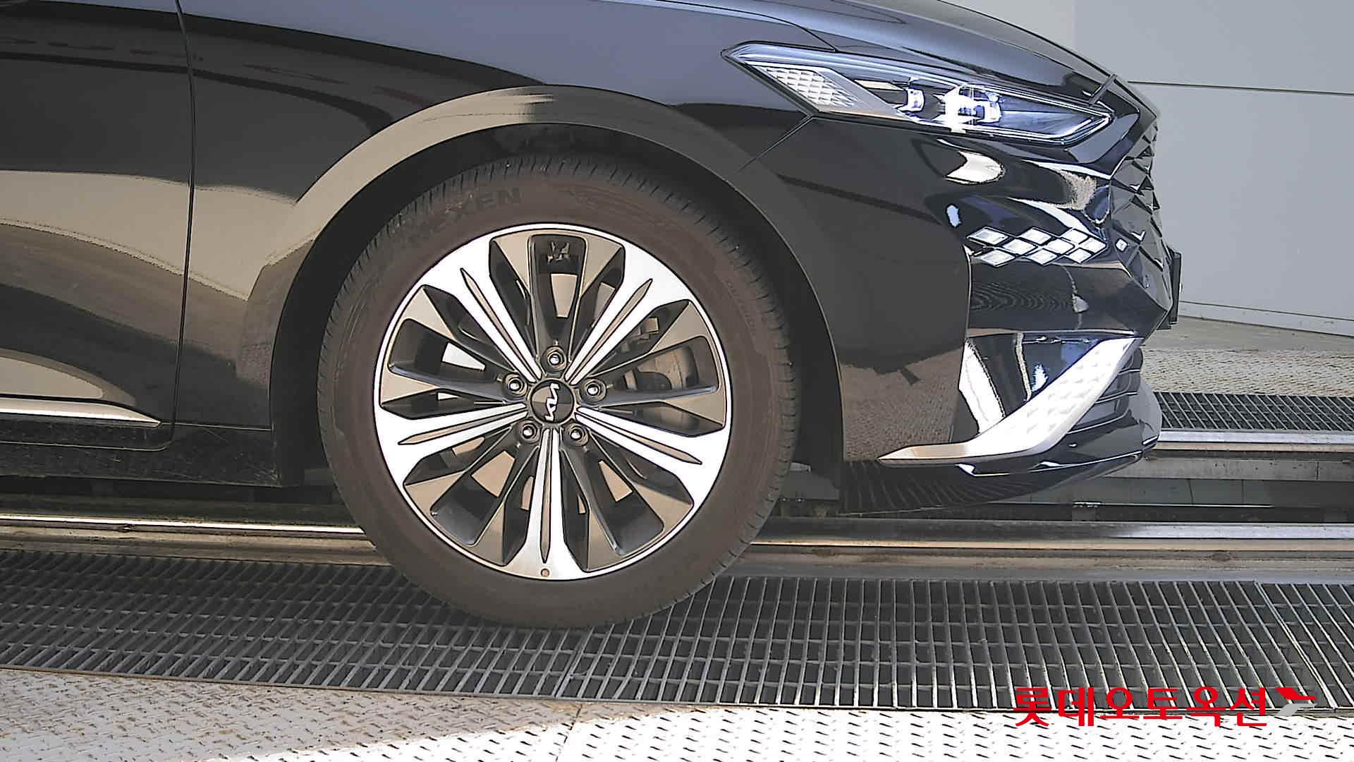 2023 - kia k8