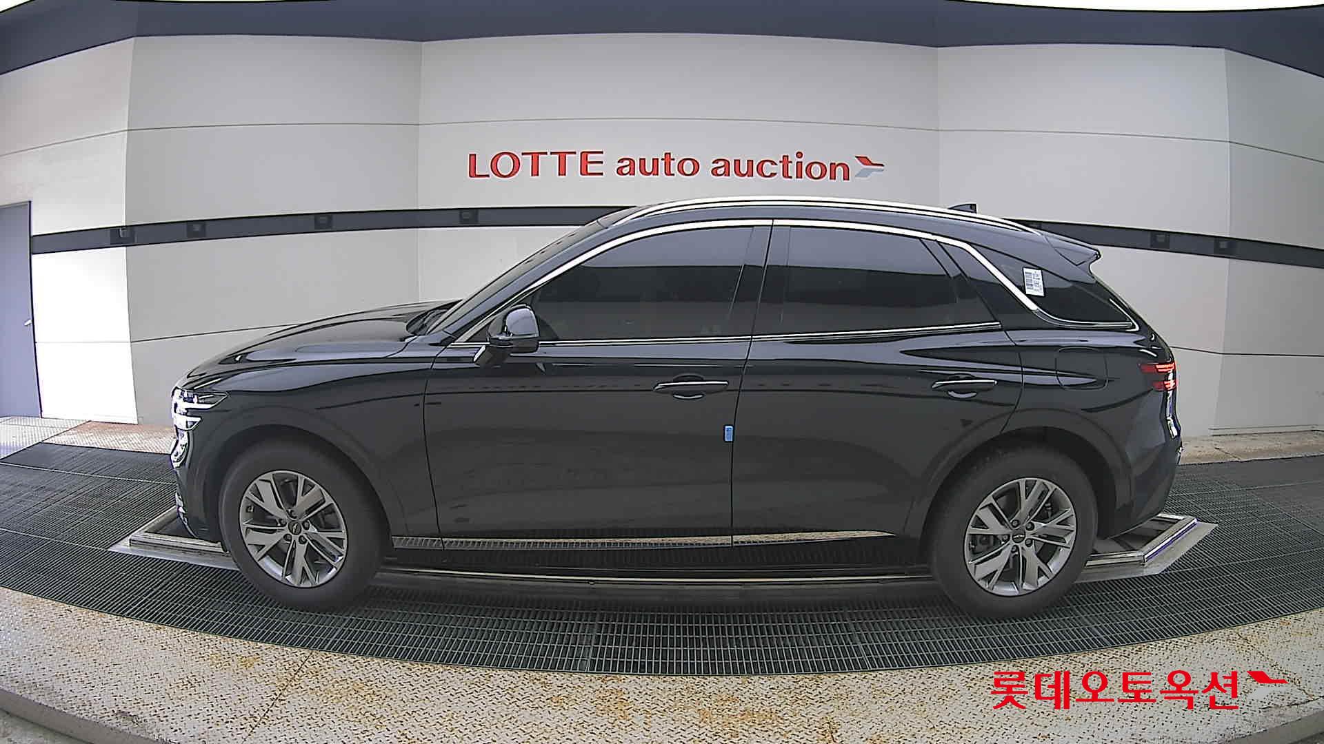 2023 - genesis gv70