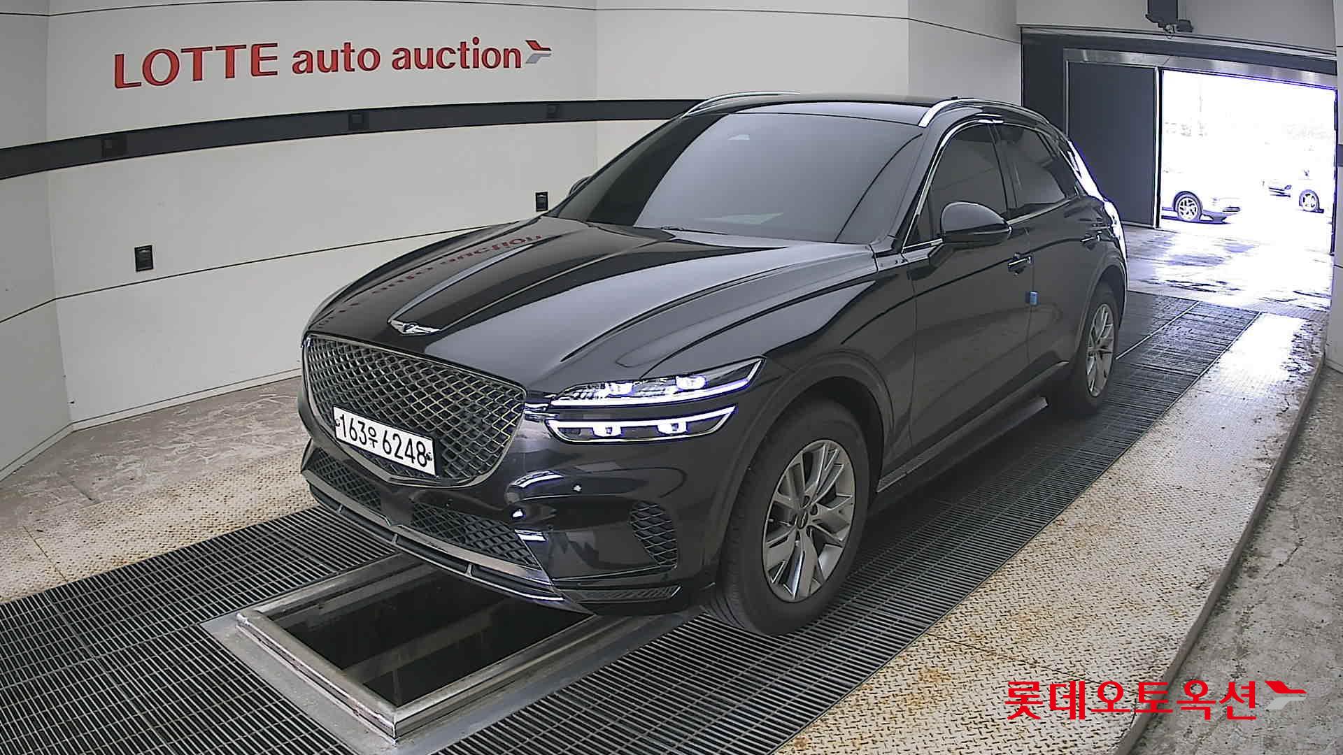 2023 - genesis gv70