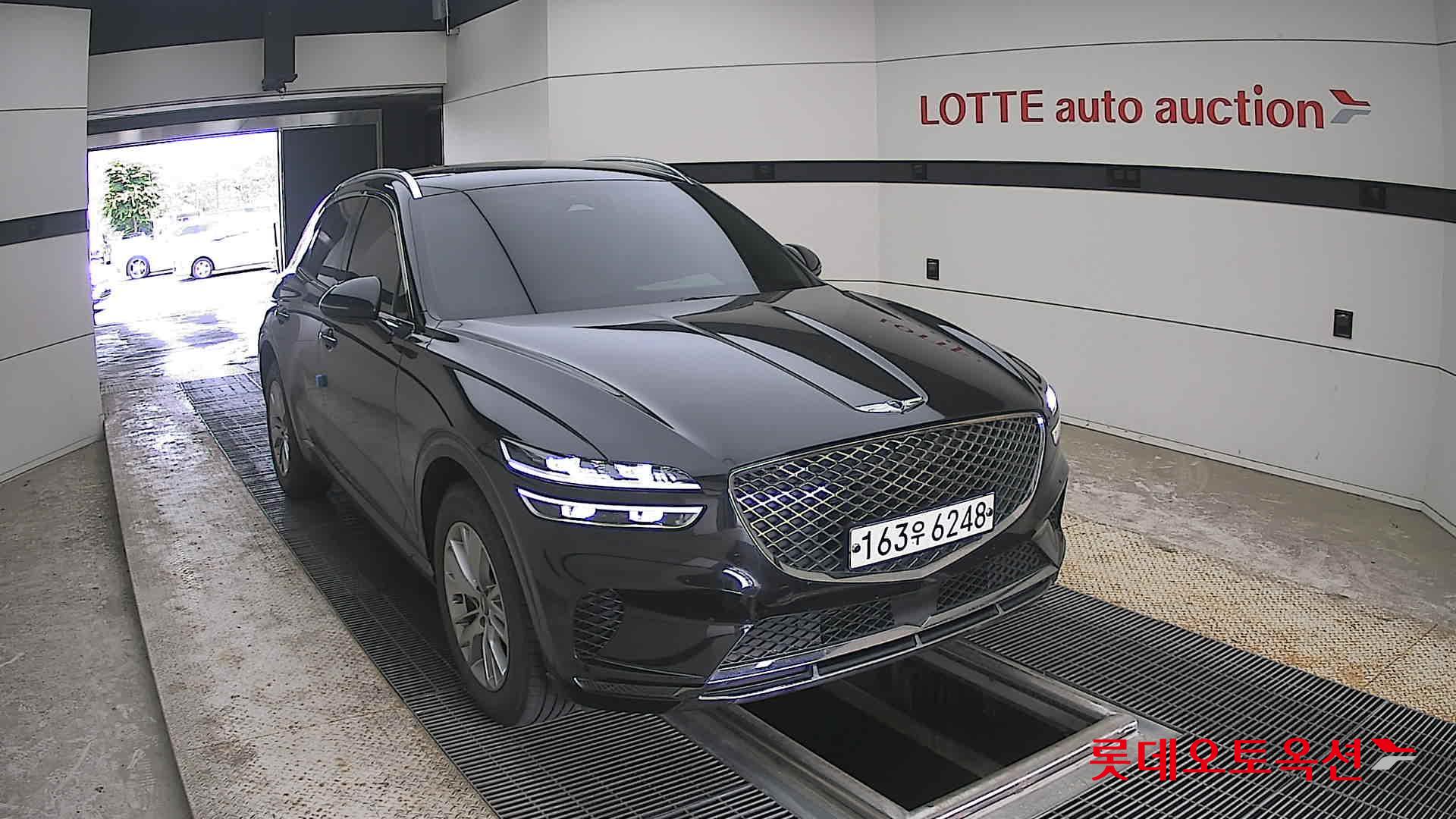 2023 - genesis gv70
