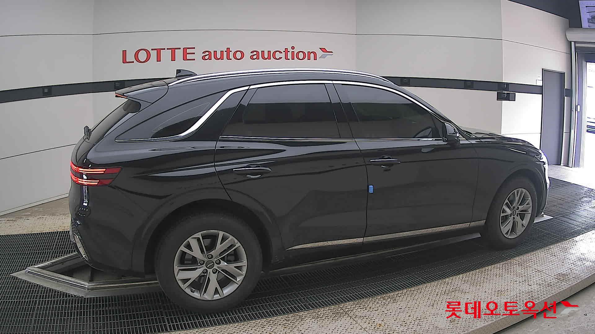 2023 - genesis gv70