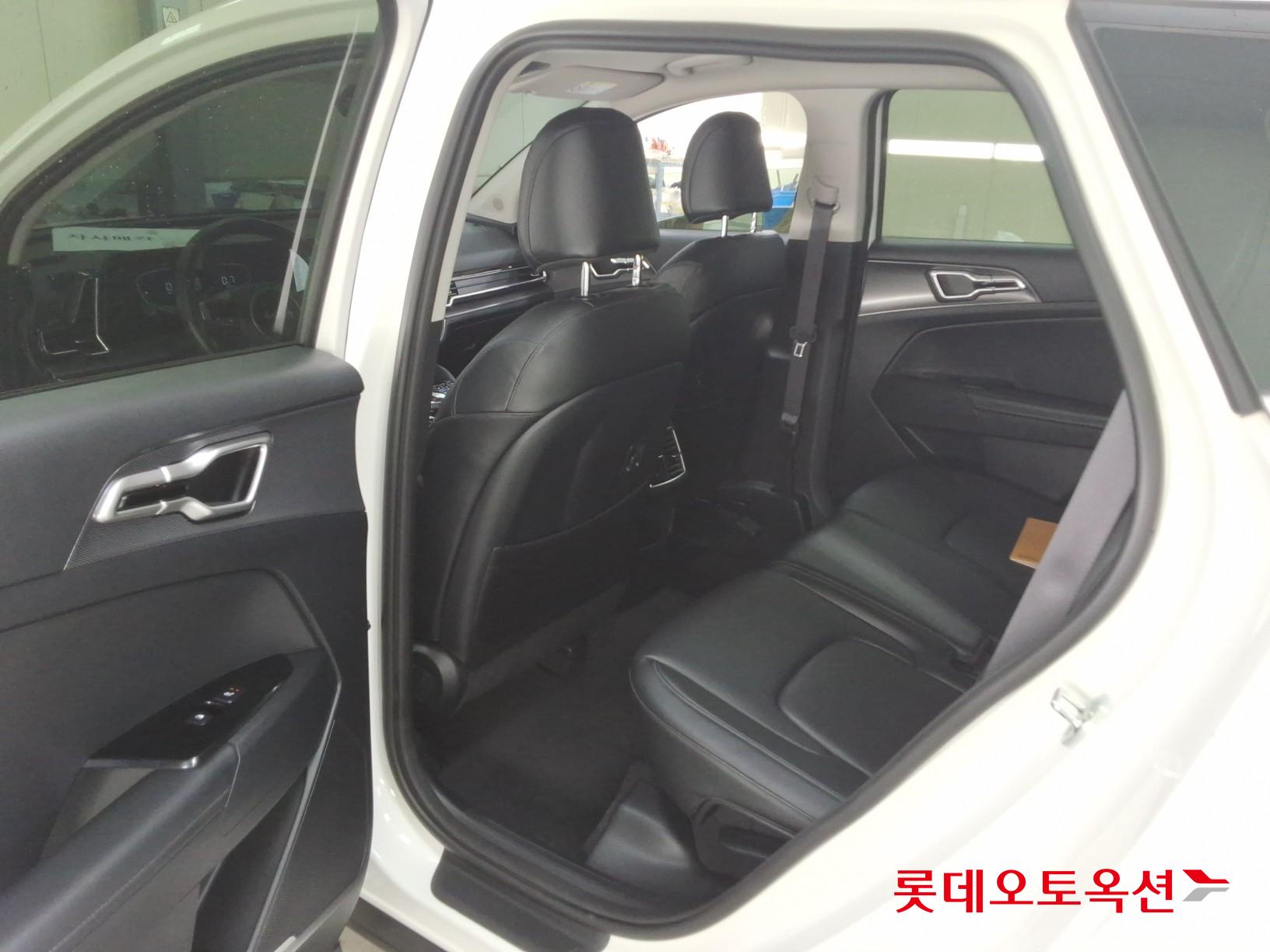 Kia Sportage - 36