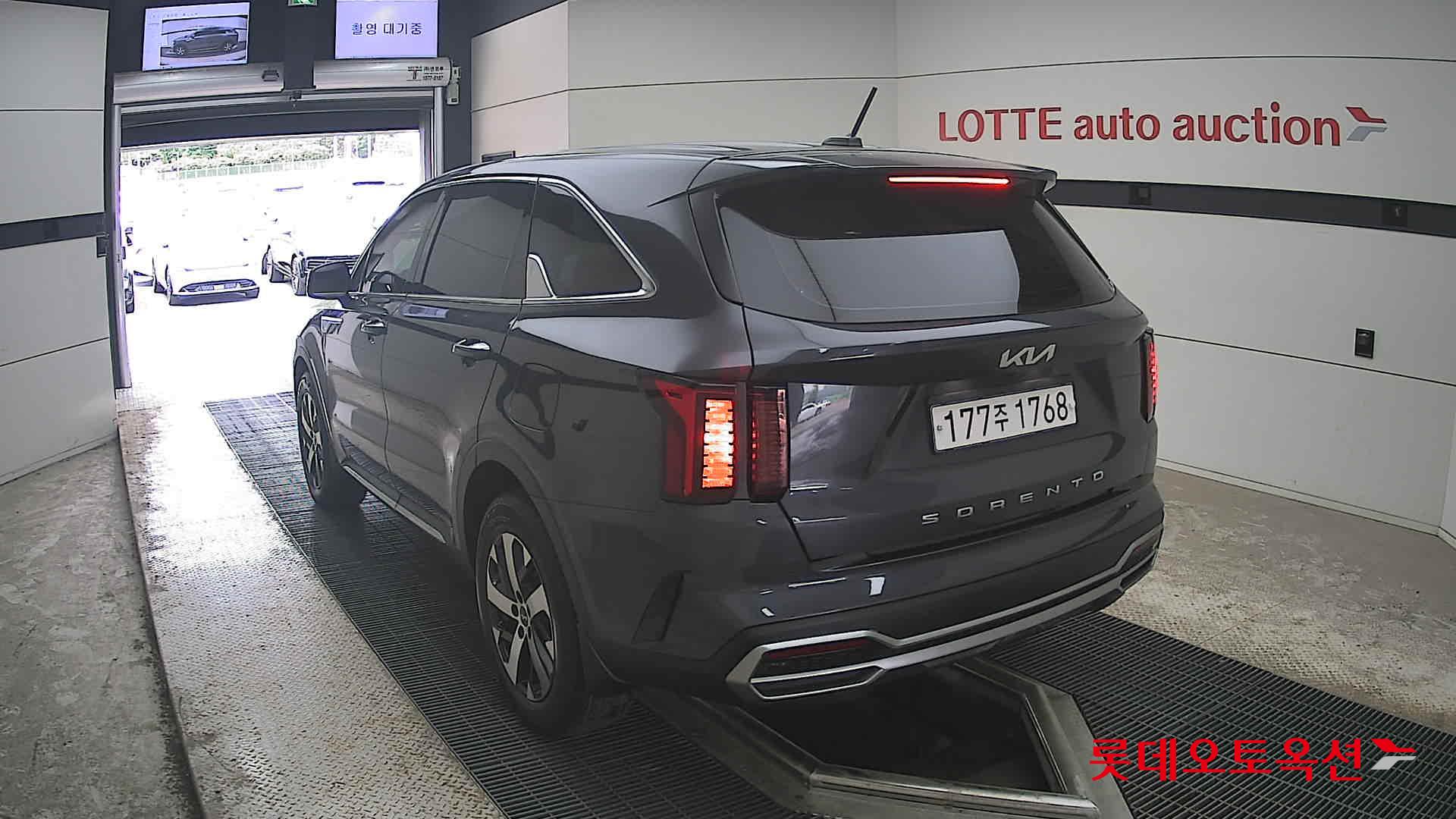 Kia Sorento - 16