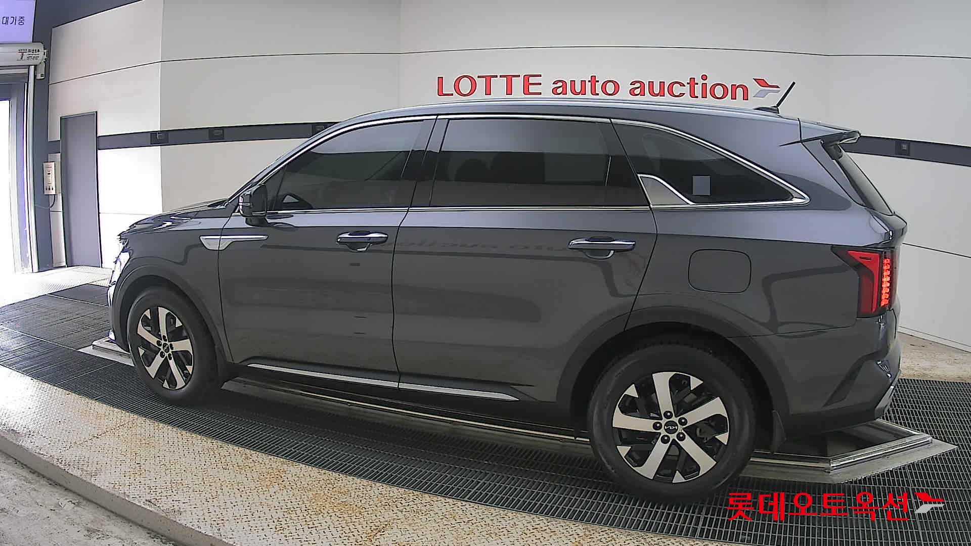 Kia Sorento - 14