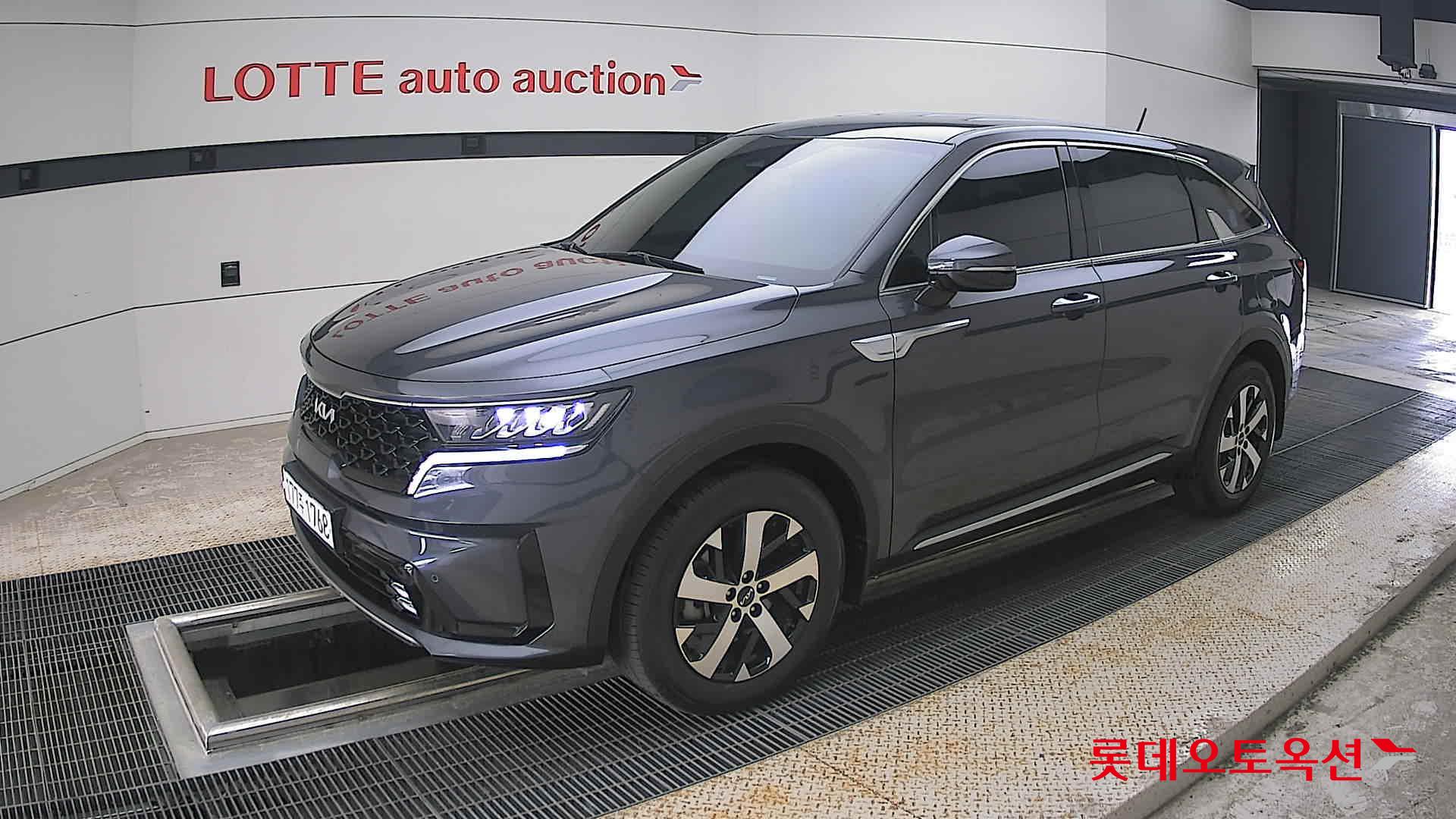 Kia Sorento - 11