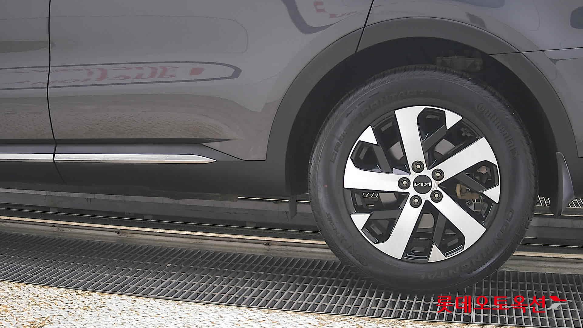 Kia Sorento - 26