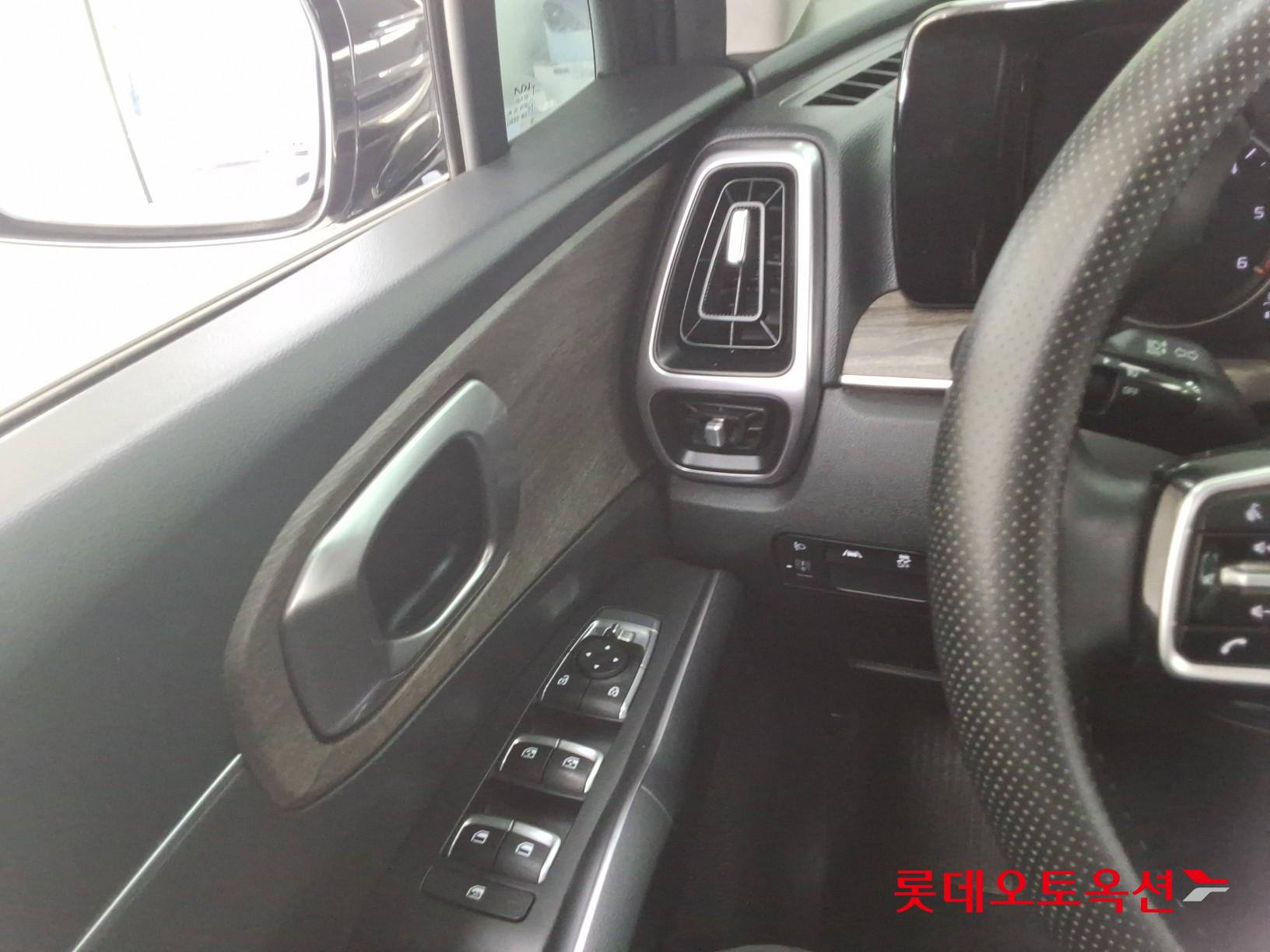 Kia Sorento - 29