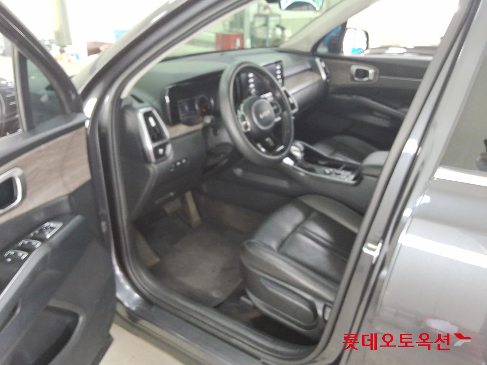 Kia Sorento - 35