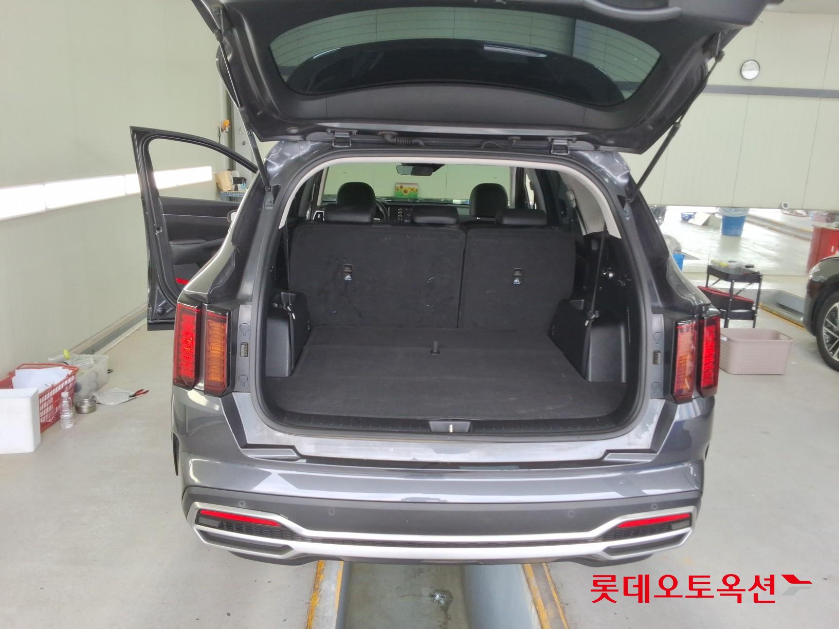 Kia Sorento - 9