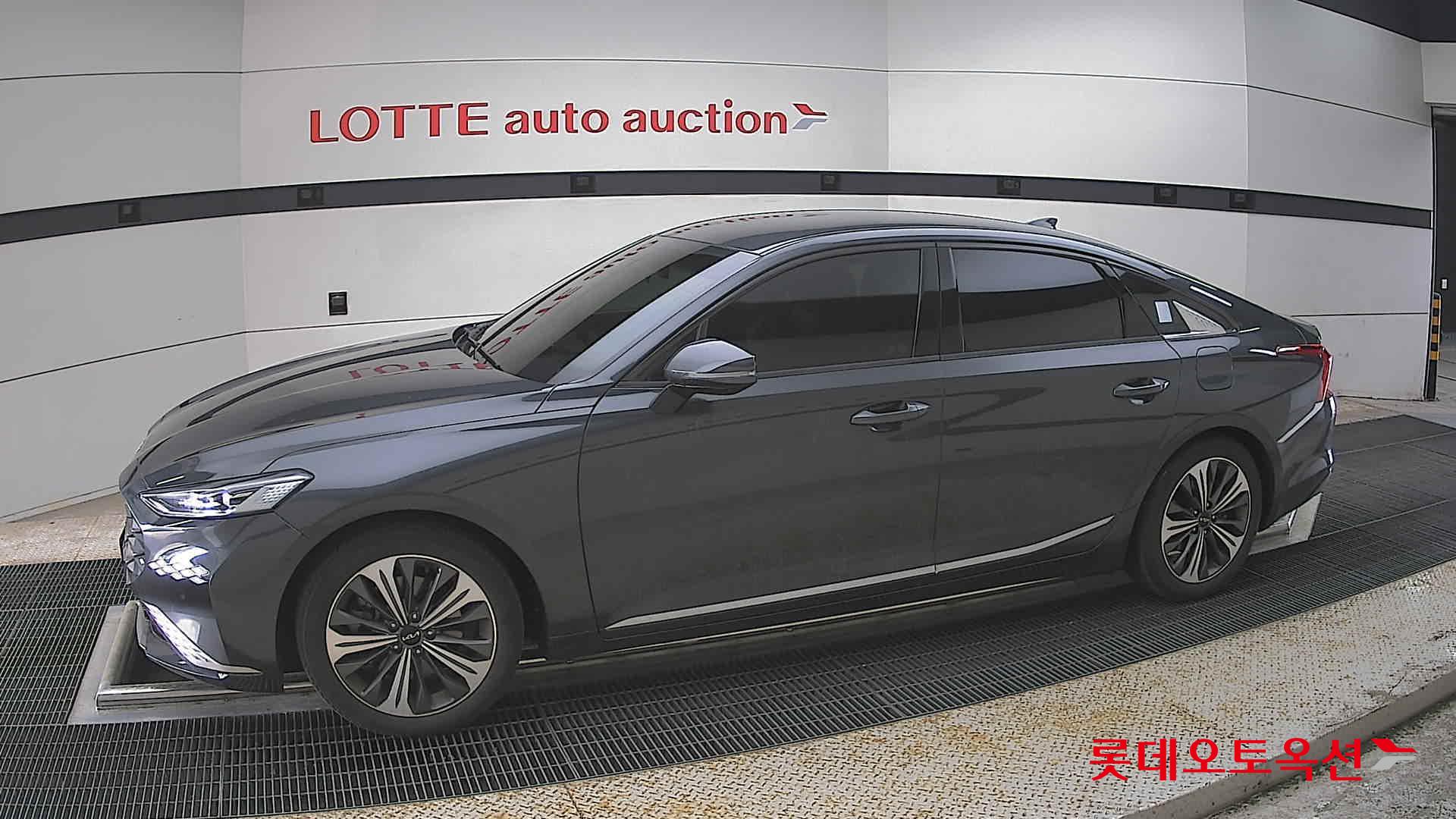 Kia K8 - 12
