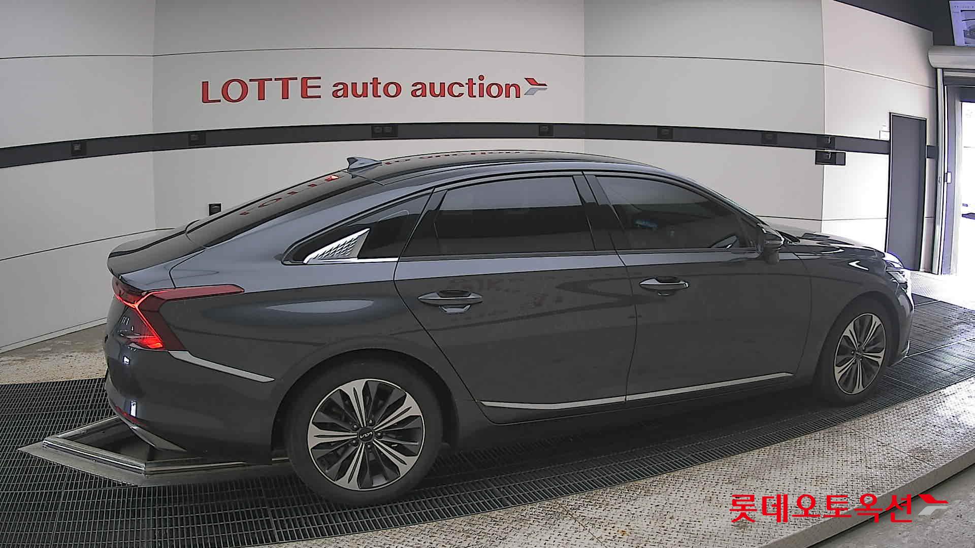 Kia K8 - 20