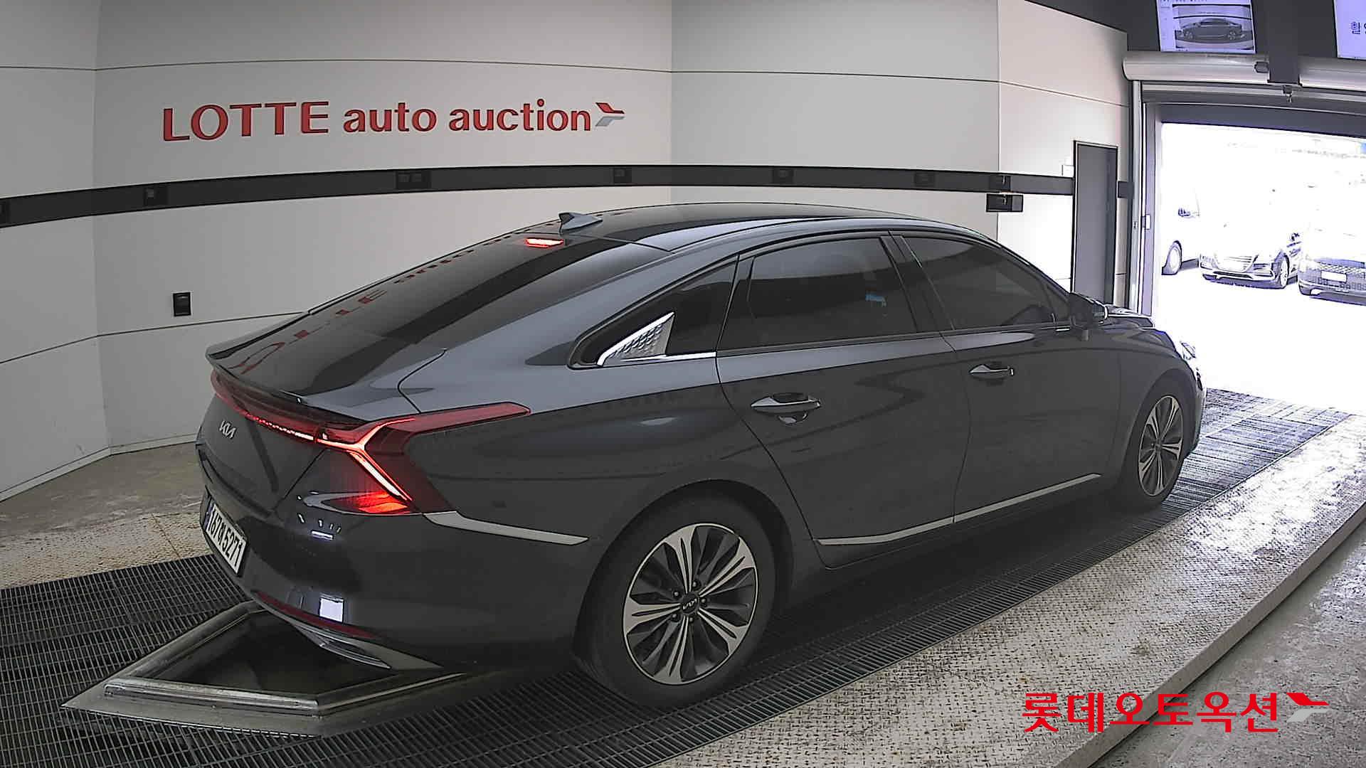 Kia K8 - 19