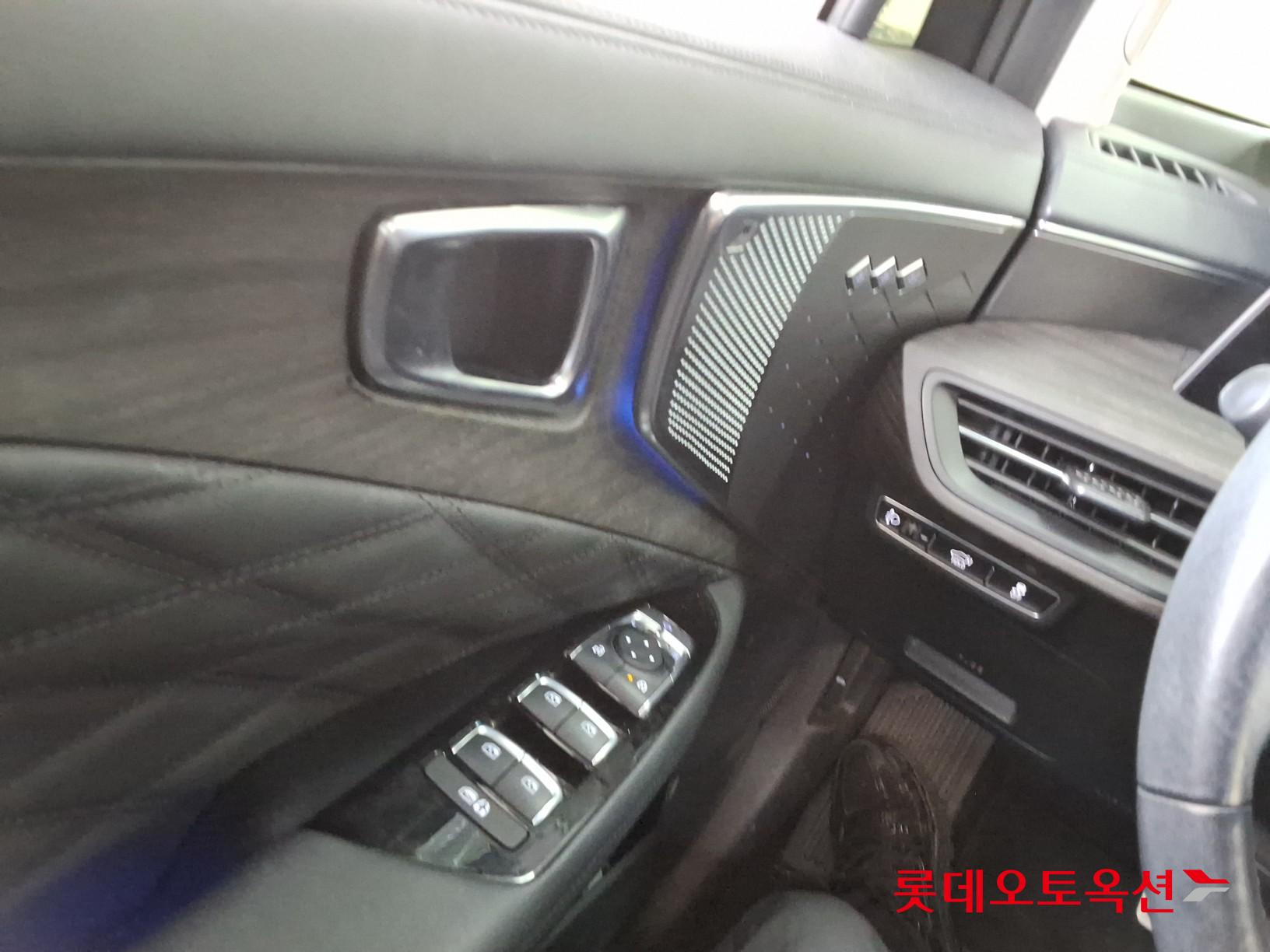 Kia K8 - 29