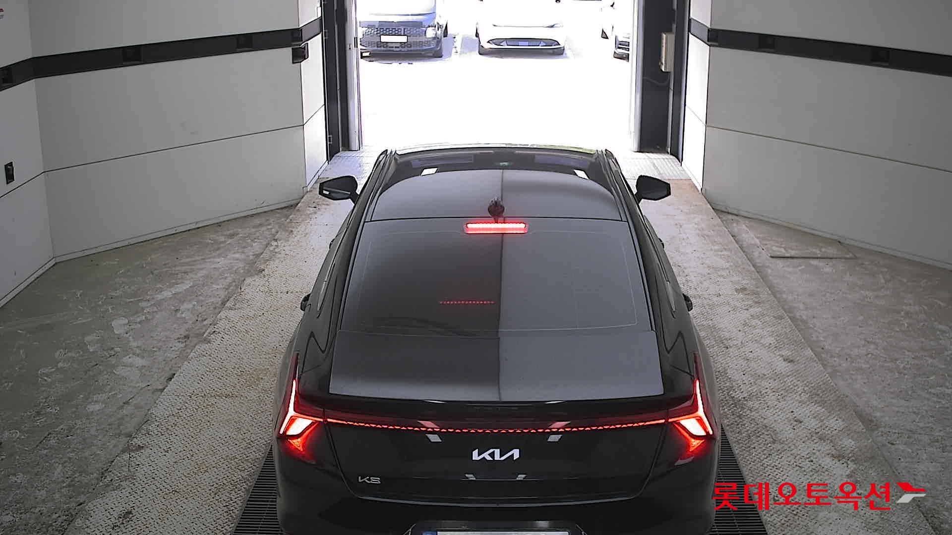 Kia K8 - 17