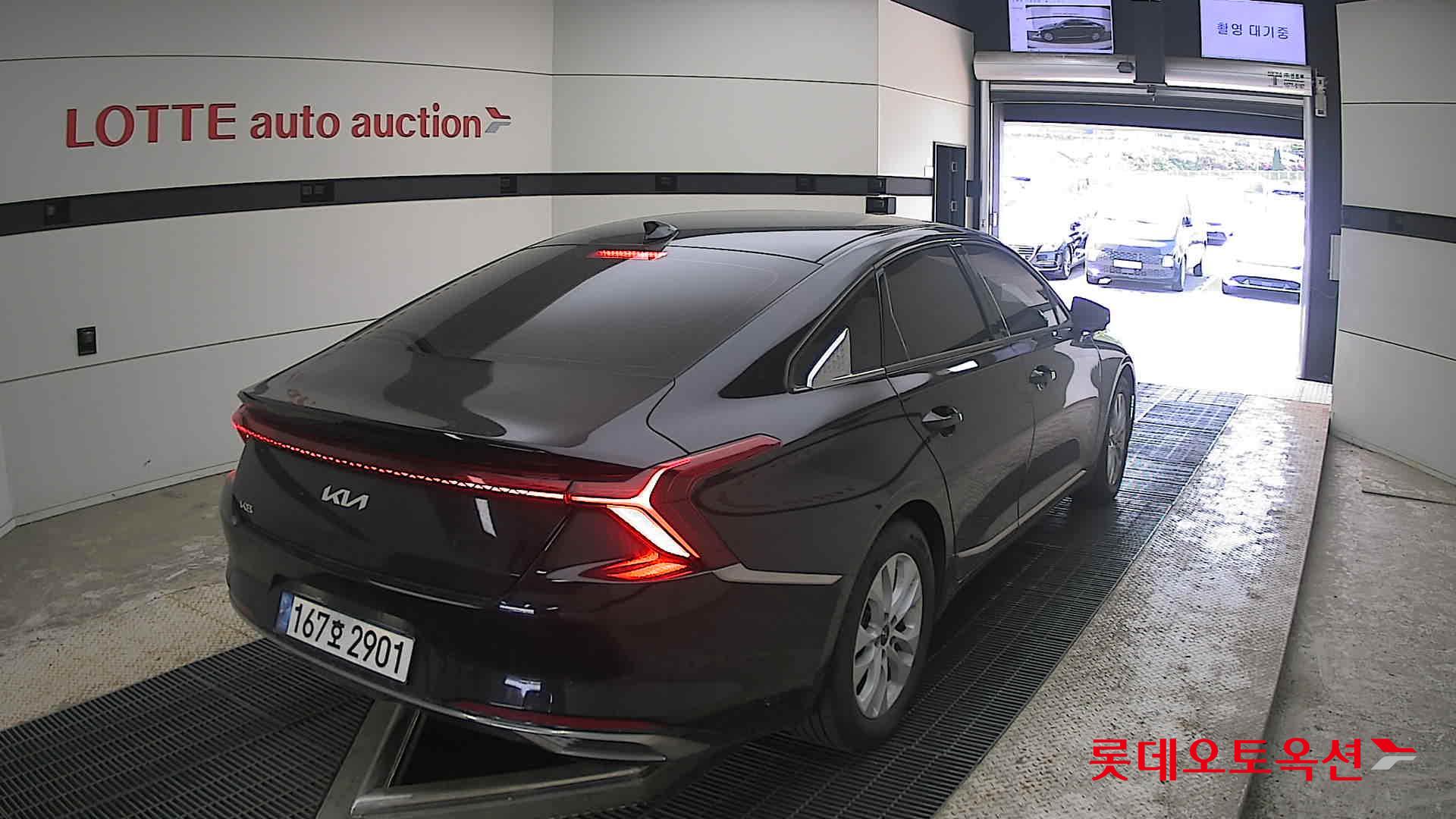 Kia K8 - 18