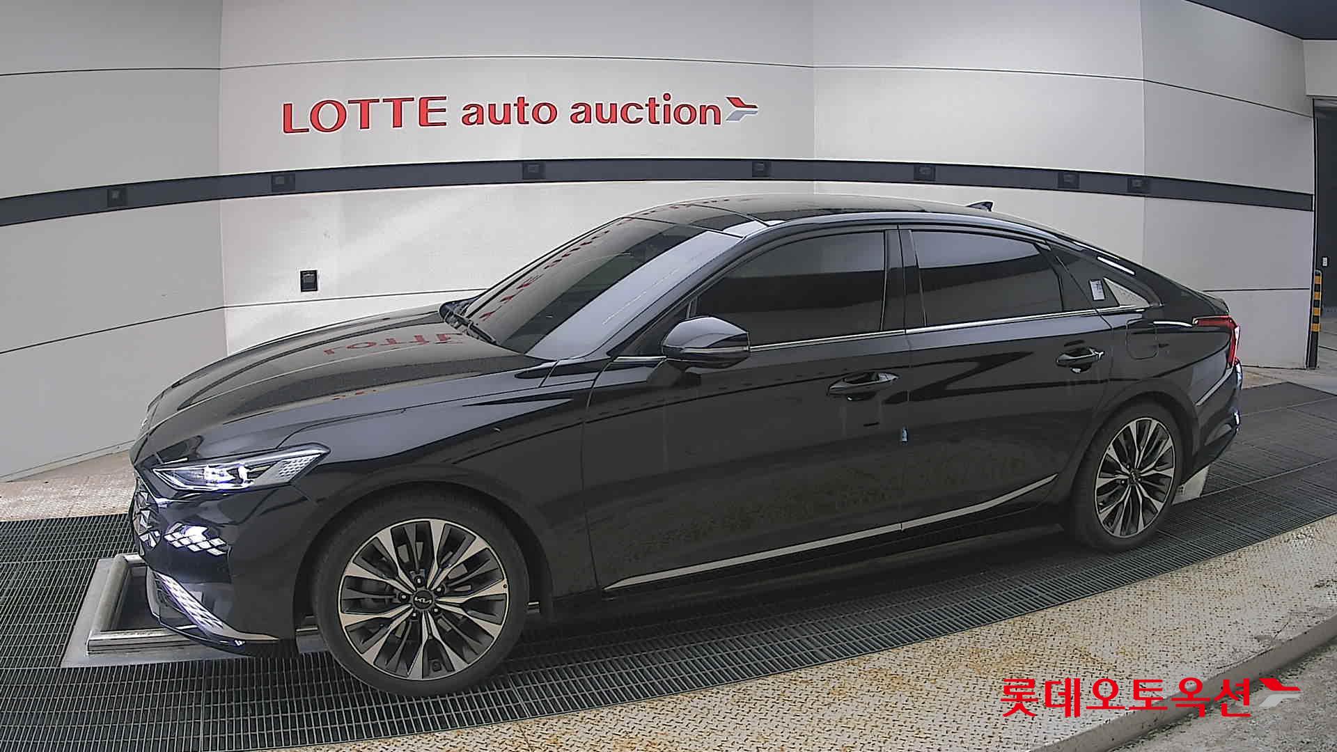2022 - kia k8