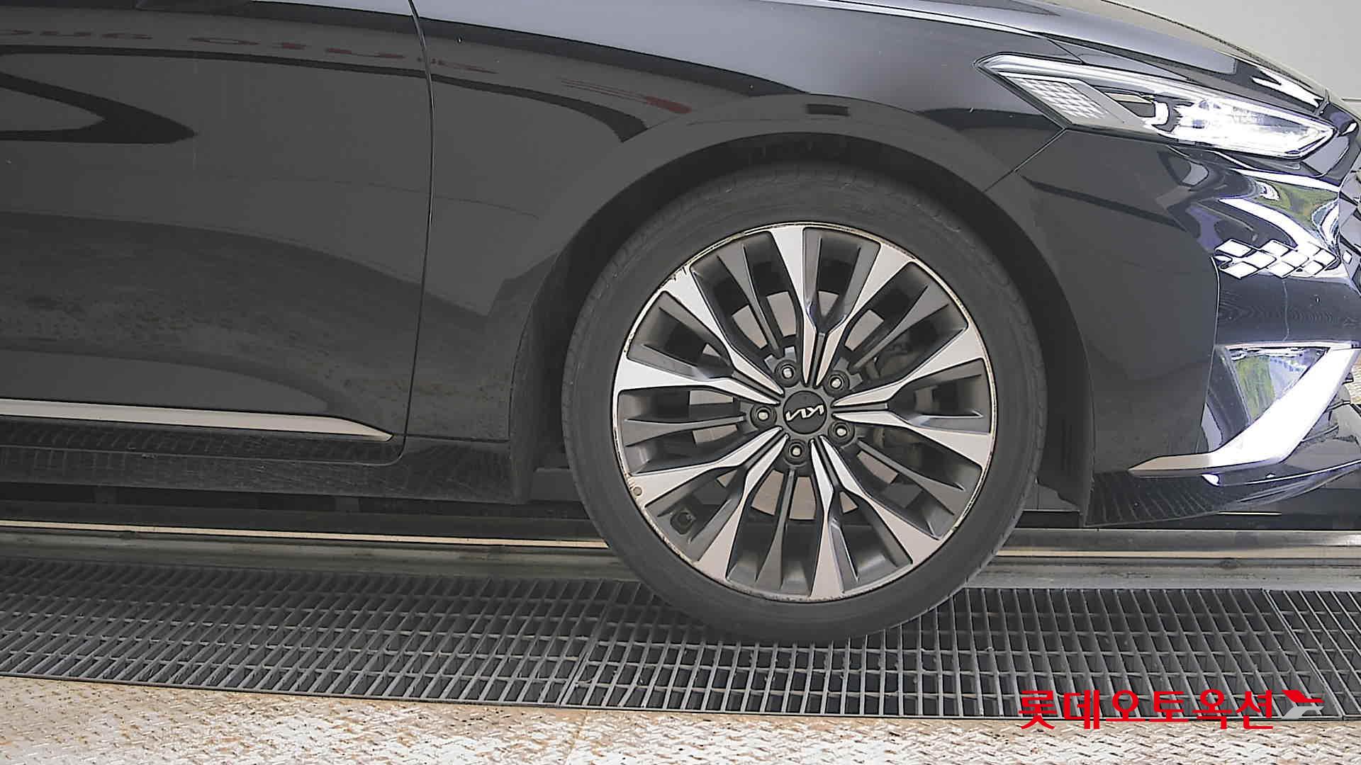 2022 - kia k8