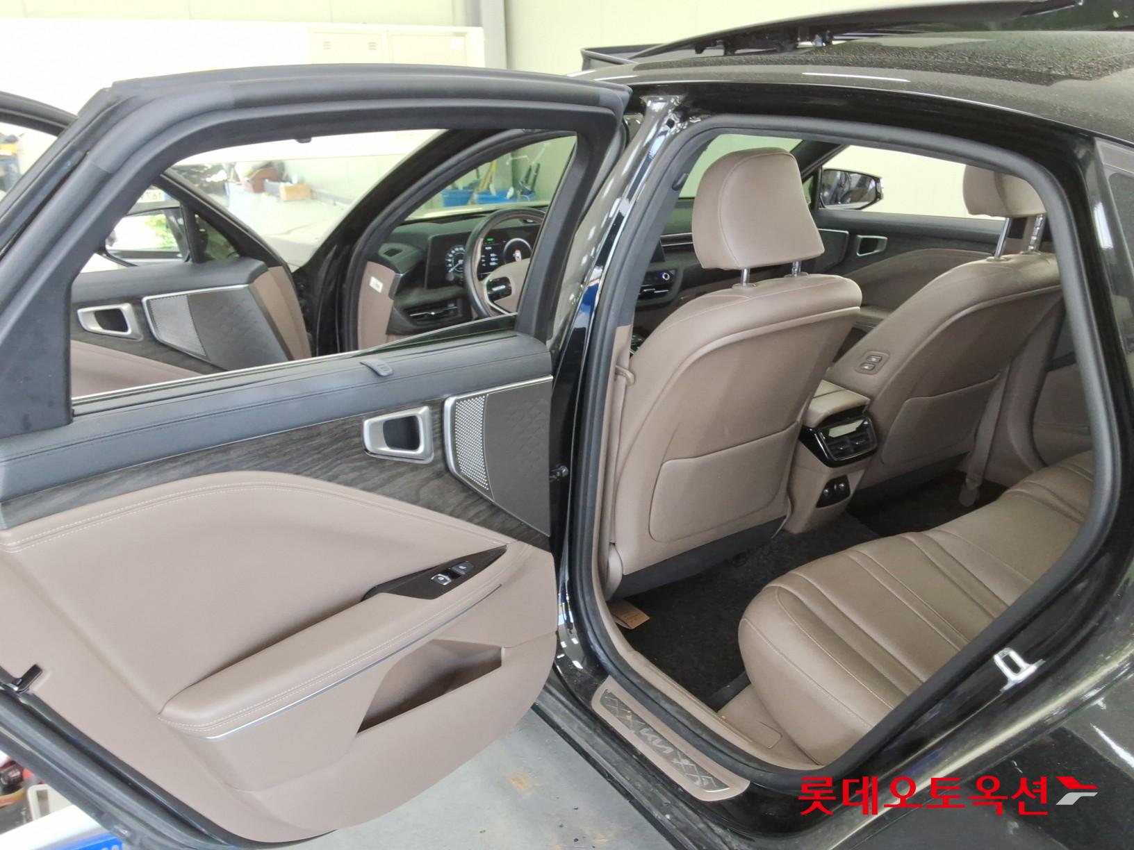 2022 - kia k8