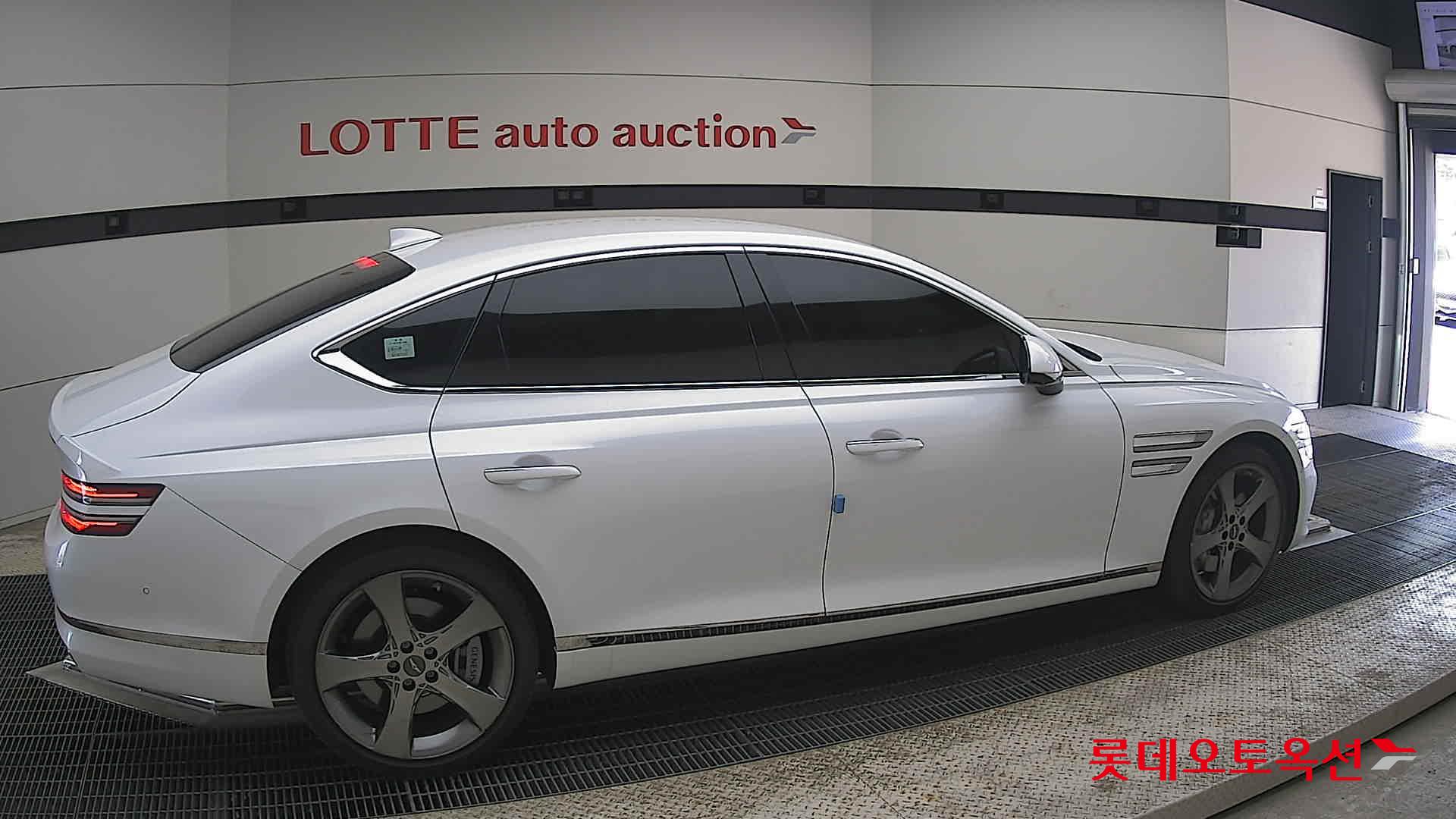 Genesis G80 - 20