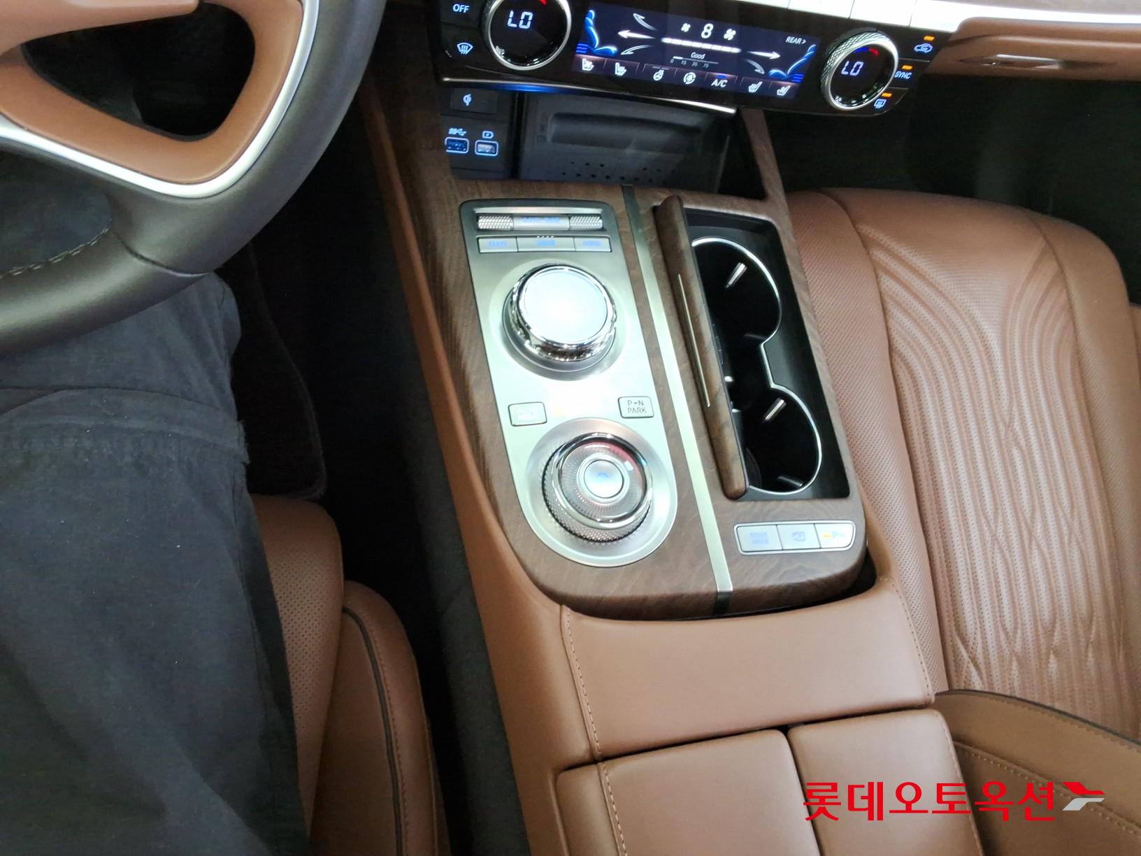 Genesis G80 - 32