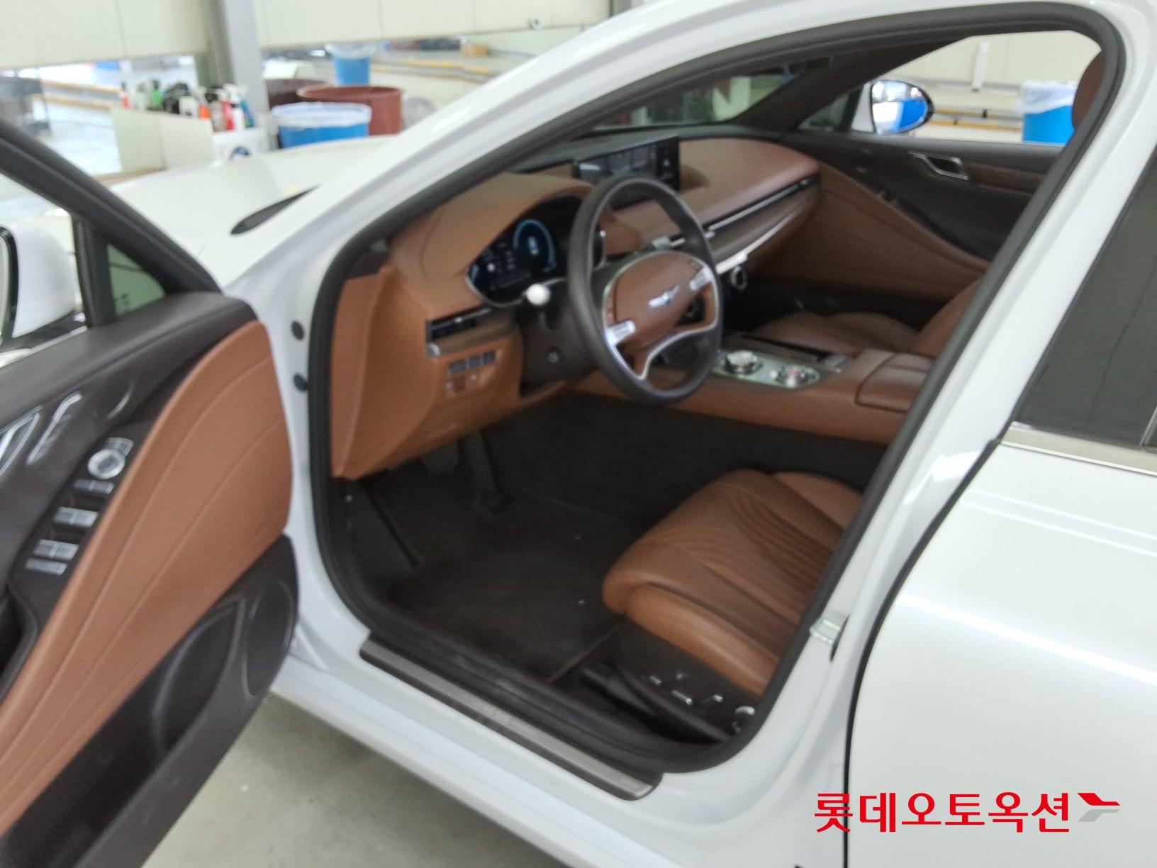 Genesis G80 - 35