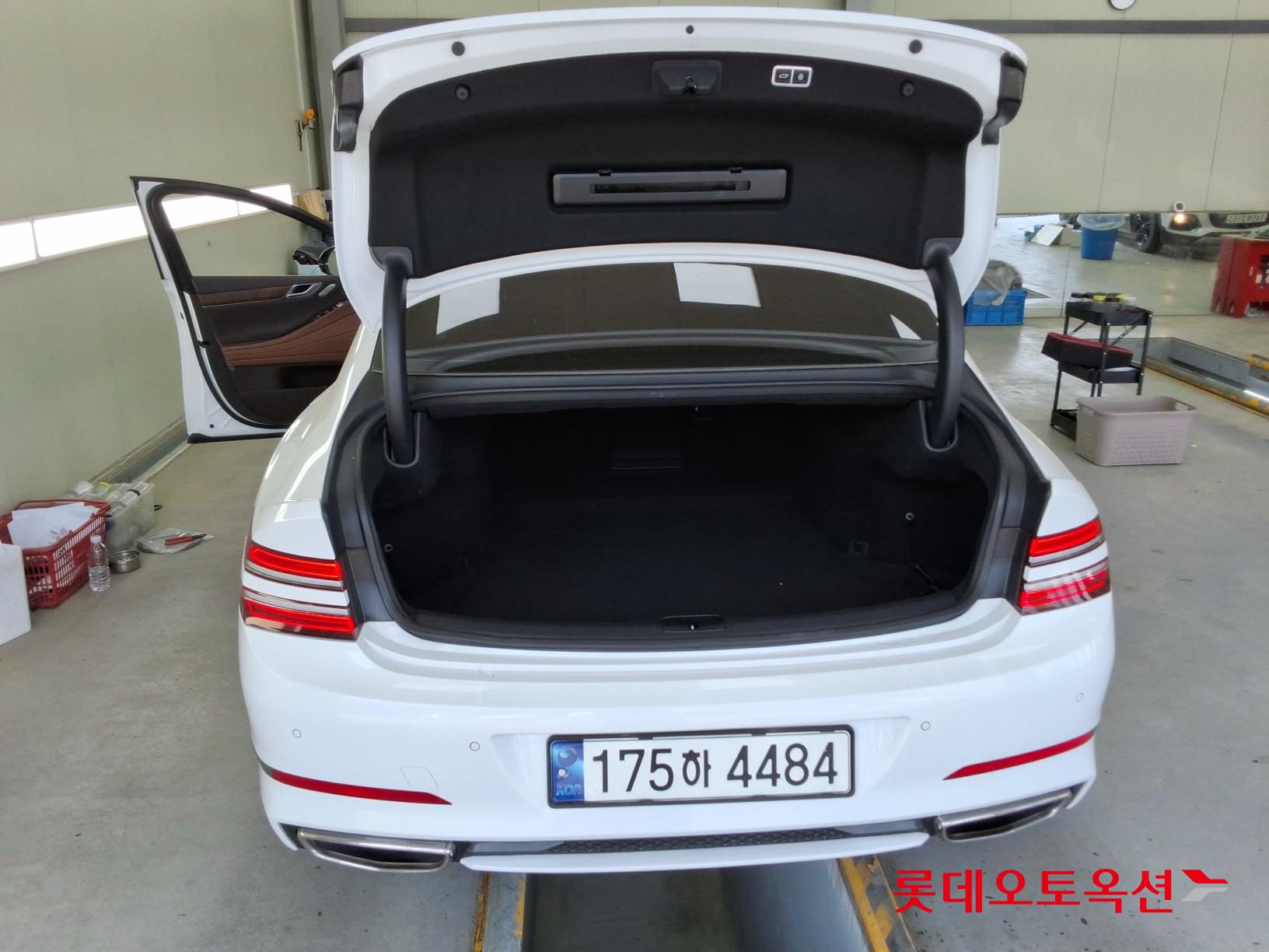 Genesis G80 - 9
