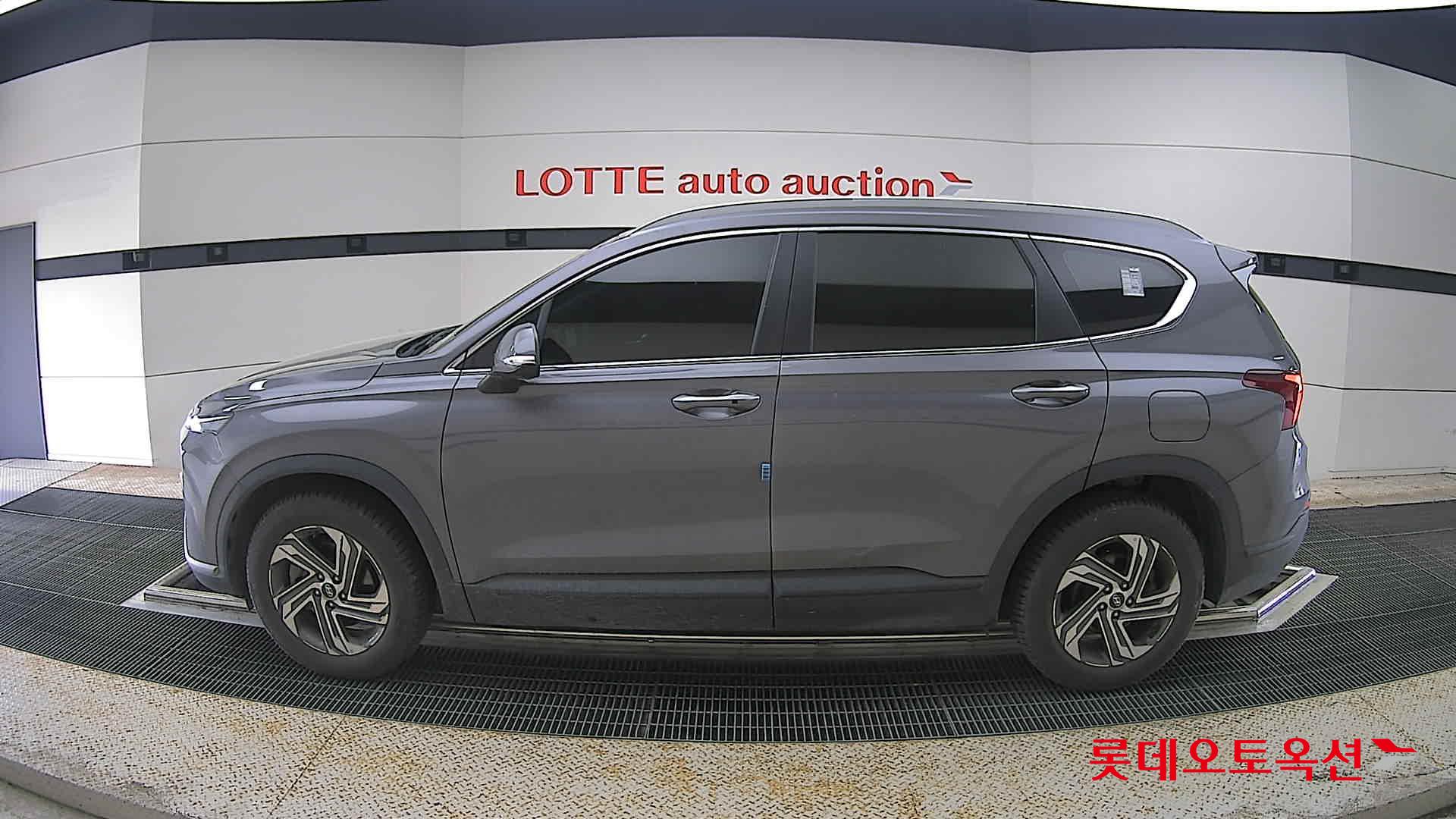 Hyundai SANTAFE - 13