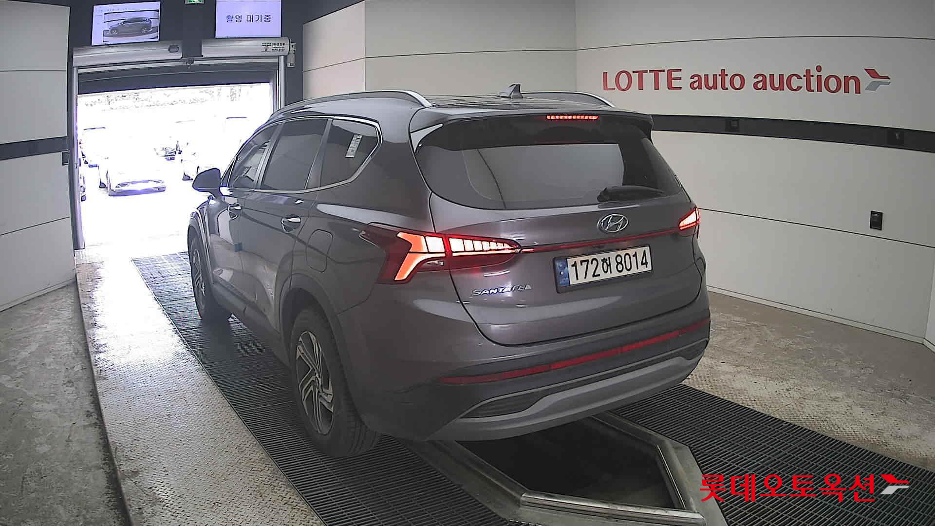 Hyundai SANTAFE - 16