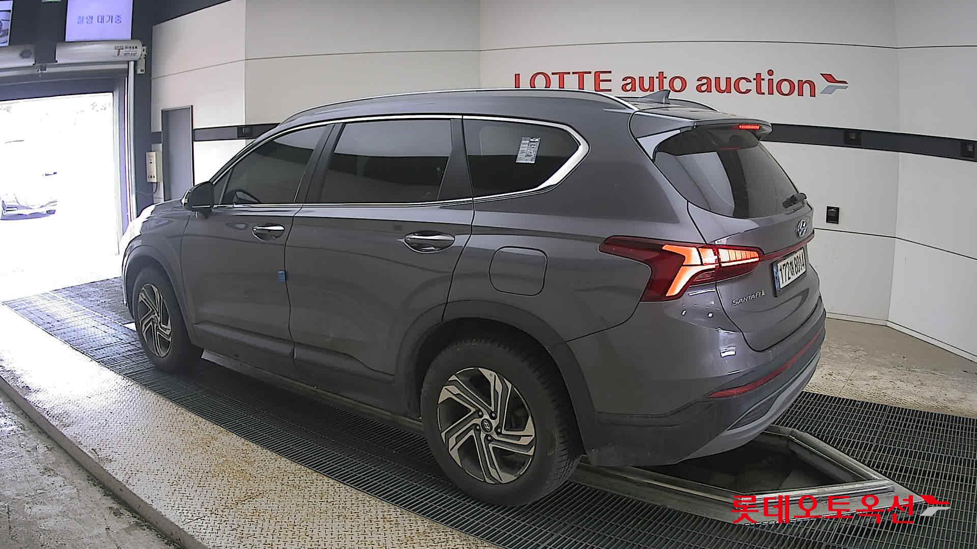 Hyundai SANTAFE - 15