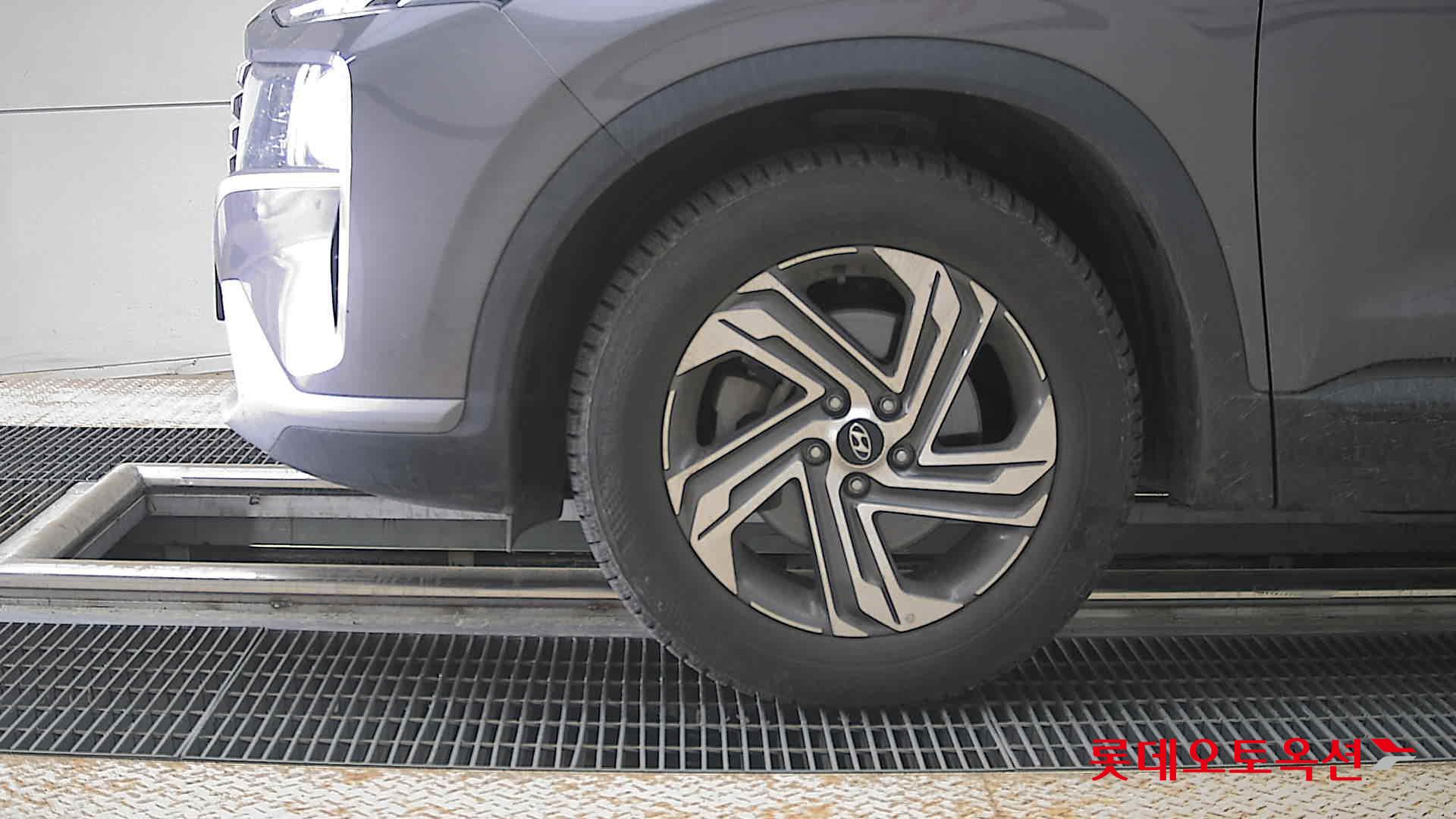 Hyundai SANTAFE - 25