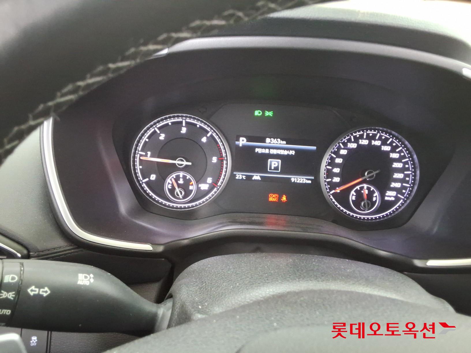 Hyundai SANTAFE - 35