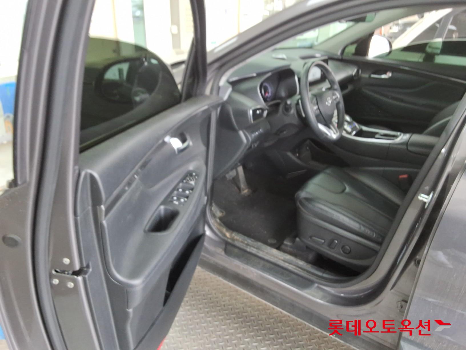 Hyundai SANTAFE - 37