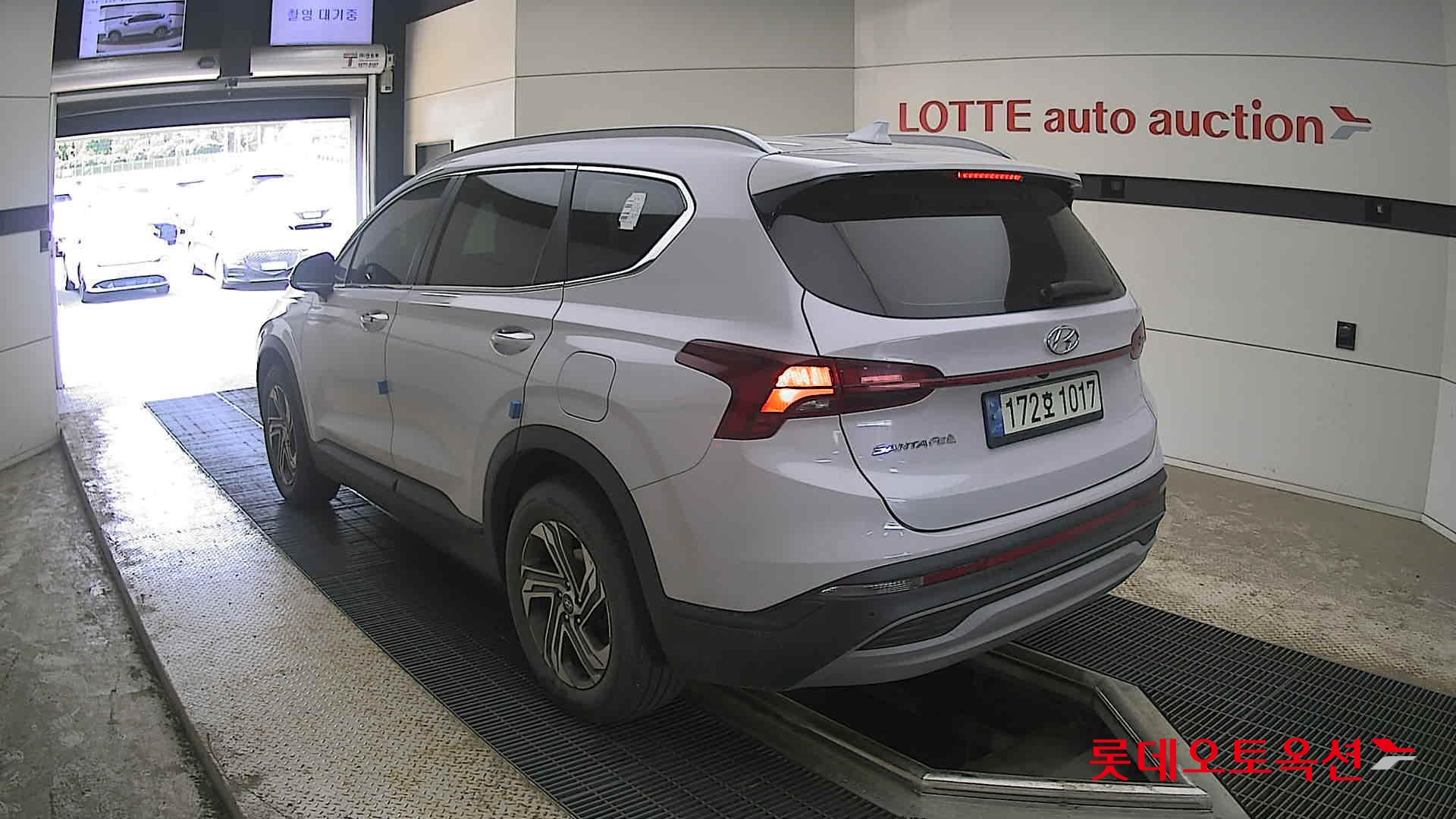 Hyundai SANTAFE - 4