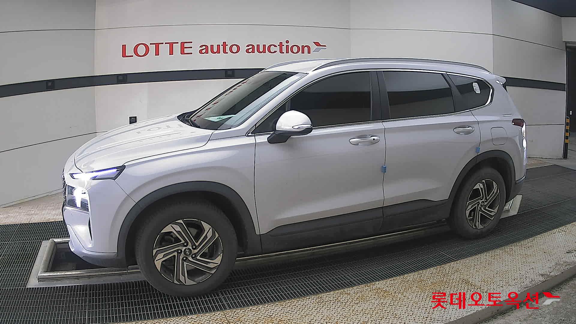 Hyundai SANTAFE - 12