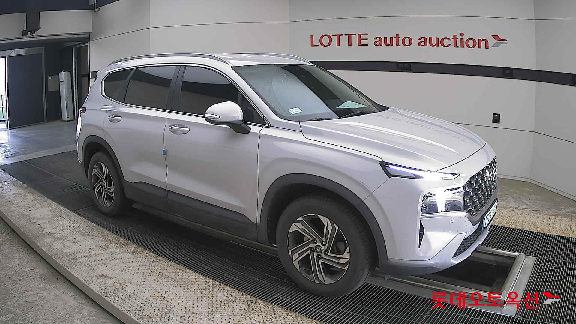 Hyundai SANTAFE - 23