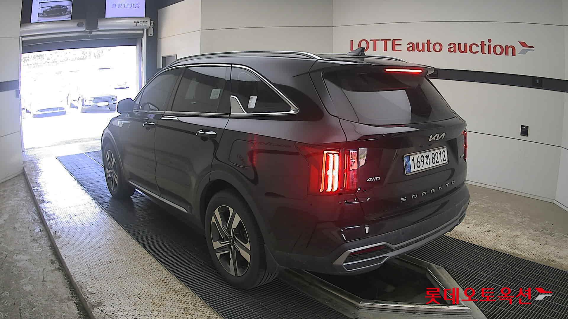 Kia Sorento - 4