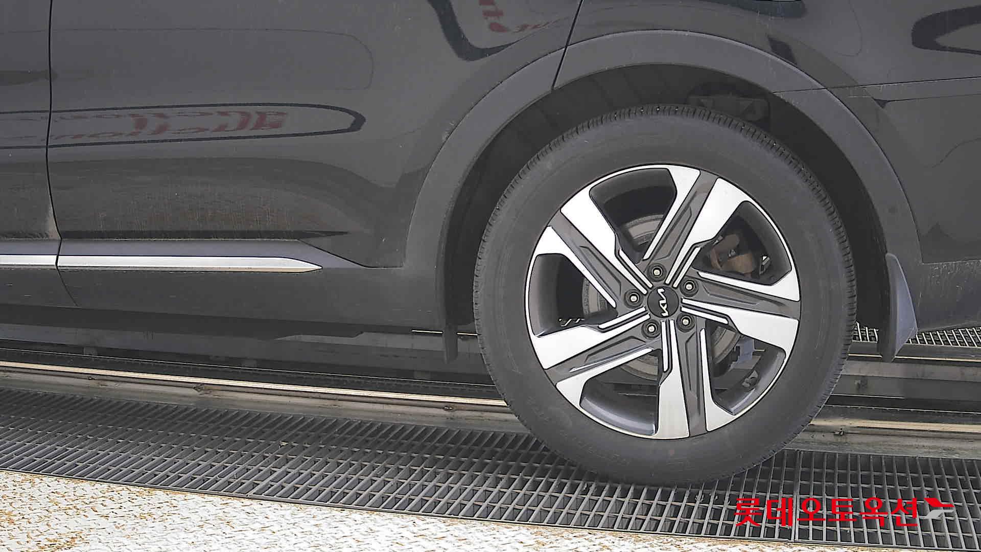 Kia Sorento - 26