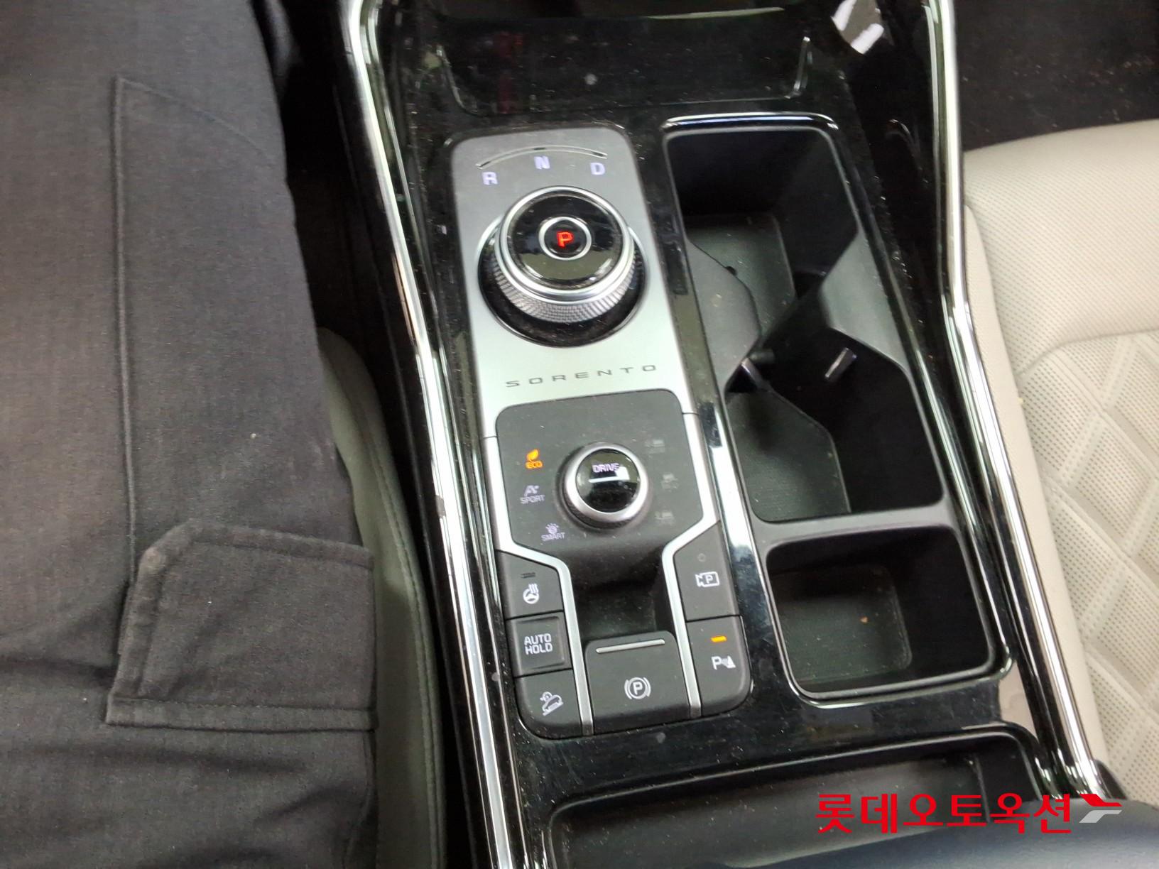 Kia Sorento - 34