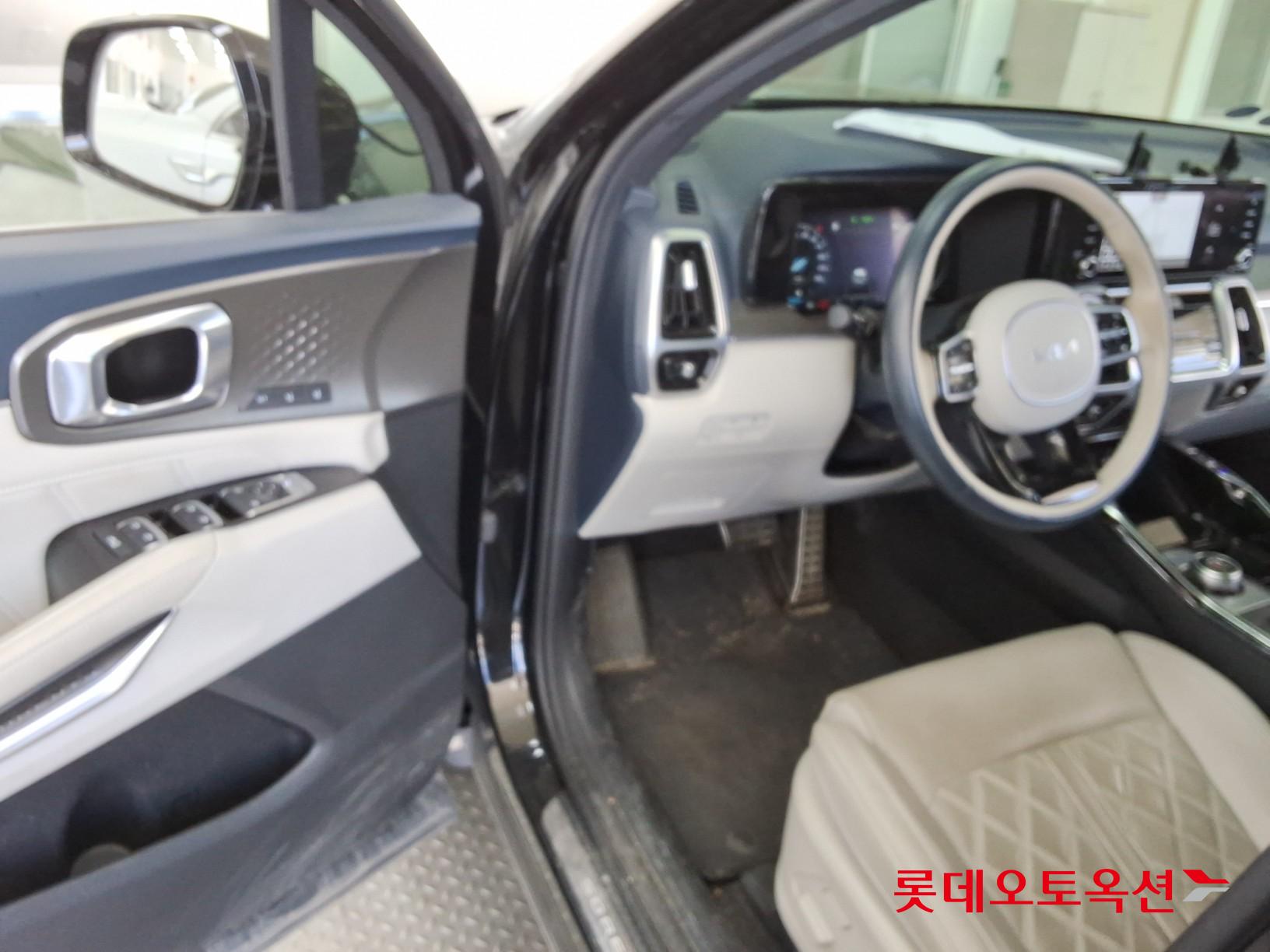Kia Sorento - 37