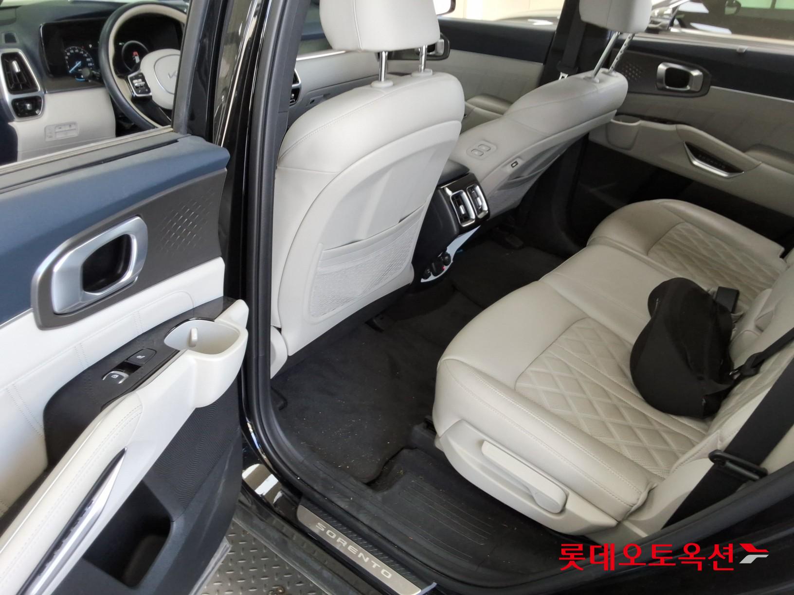 Kia Sorento - 38