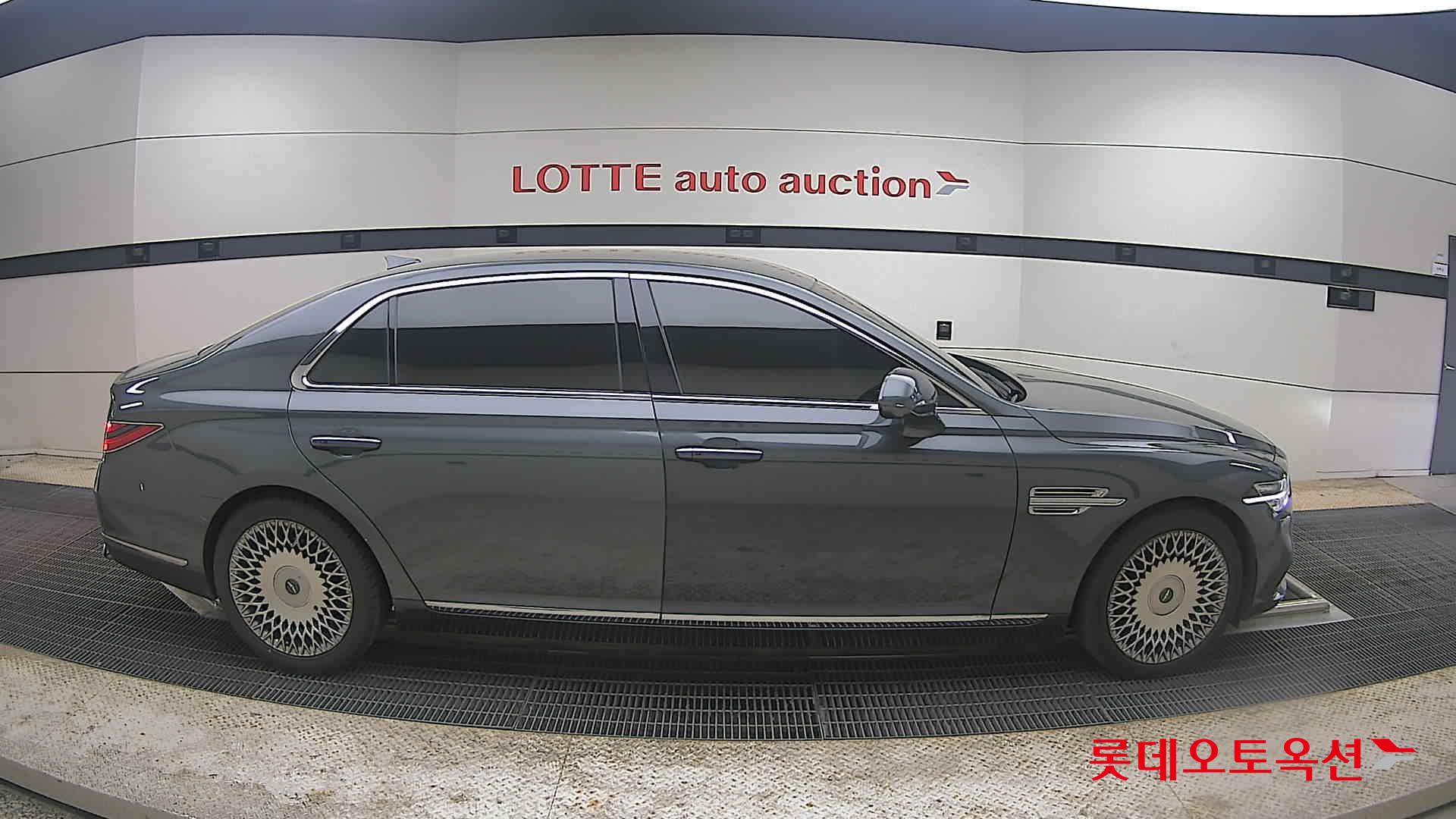 제네시스 G90 - 21
