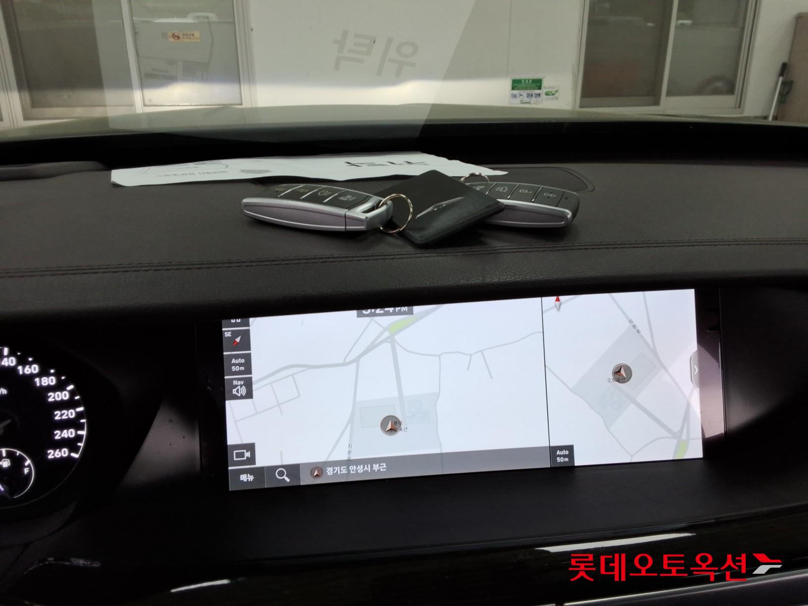 제네시스 G90 - 32